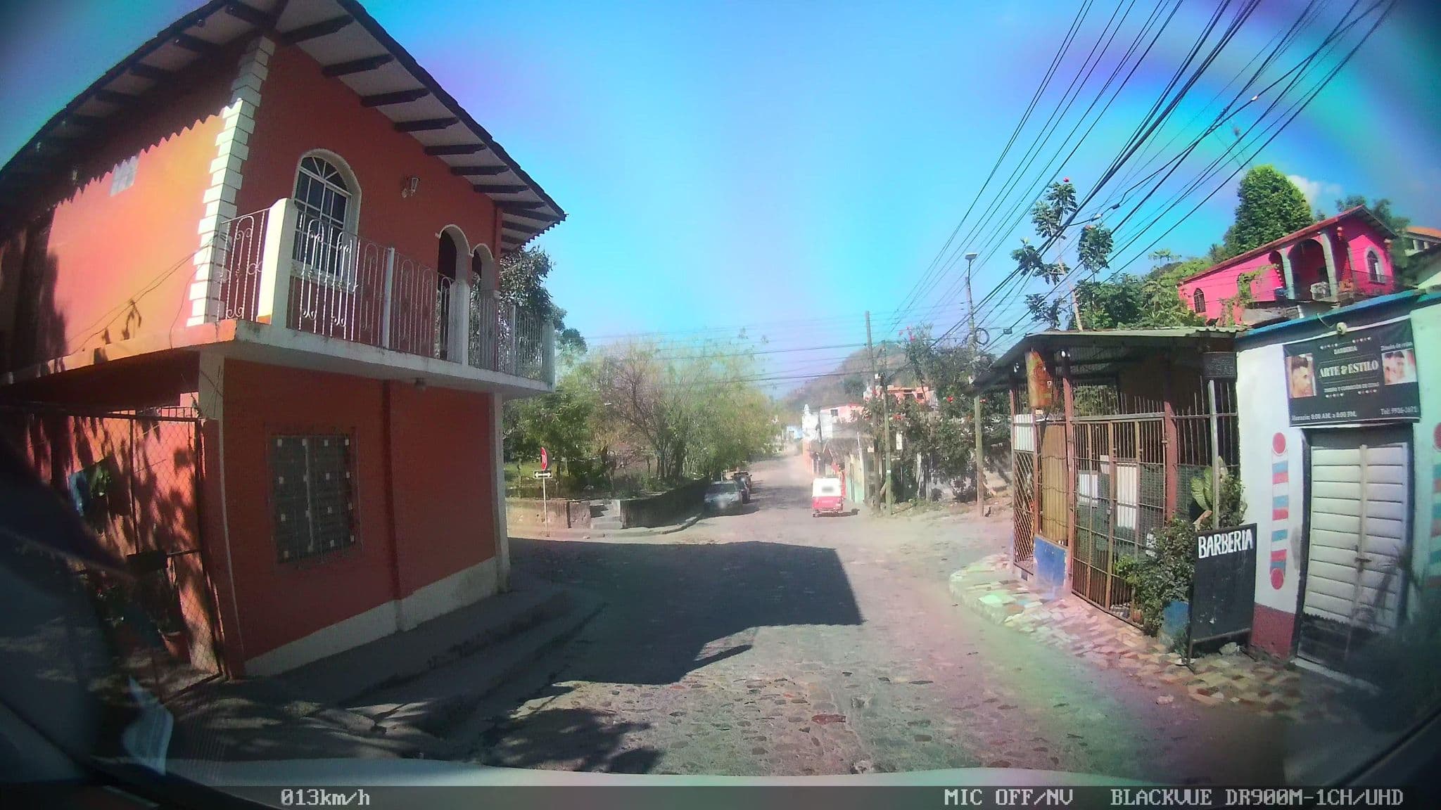 Street view near ViaVia Travellers Café, Copán Ruinas — © kaart_4 (CC BY-SA · Mapillary)
