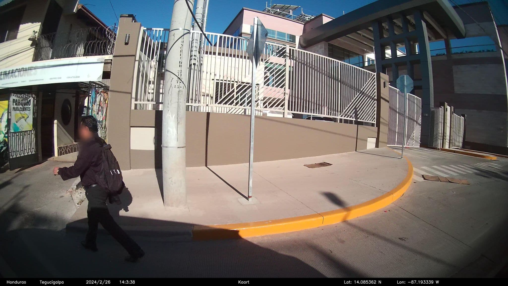 Street view near Portal Loma Linda, Tegucigalpa — © kaart_4 (CC BY-SA · Mapillary)