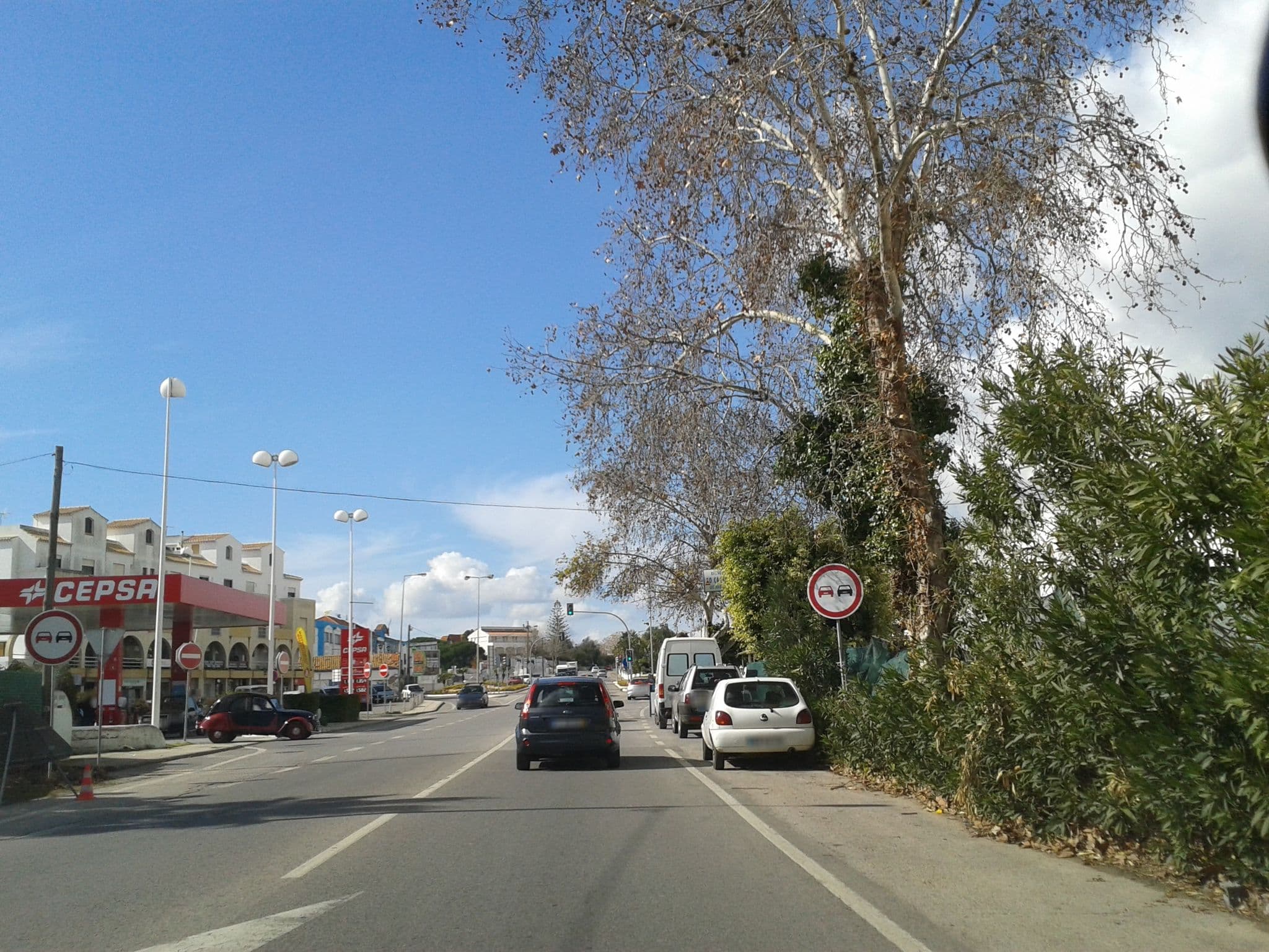 Street view near Lagoa Hotel, Estômbar — © rudolfmayer (CC BY-SA · Mapillary)