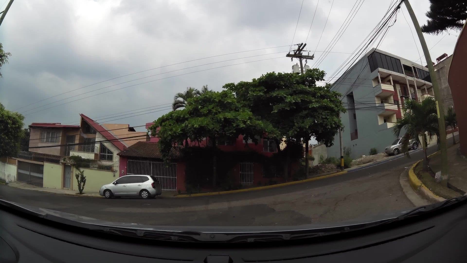 Street view near Navarra Suites, Tegucigalpa — © kaartcam (CC BY-SA · Mapillary)