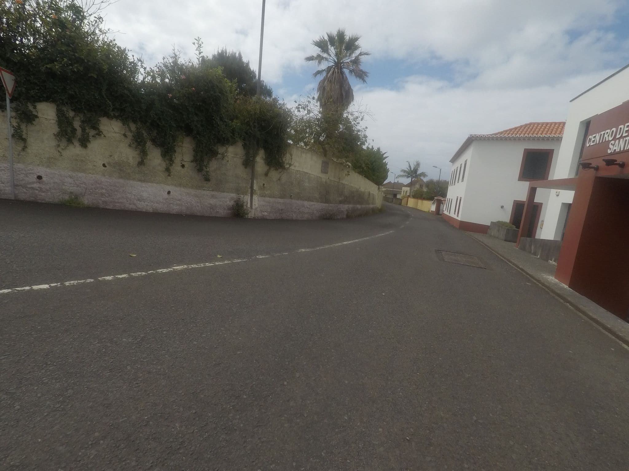 Street view near Pousada de Juventude de Santana, Santana — © geouma (CC BY-SA · Mapillary)