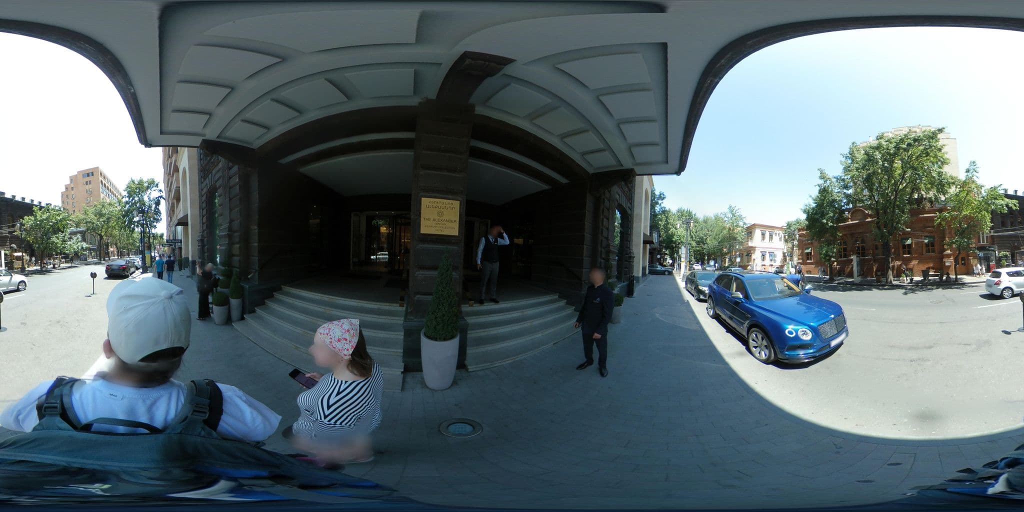 Street view near Swimming Pool, Kentron — © vlivyur (CC BY-SA · Mapillary)