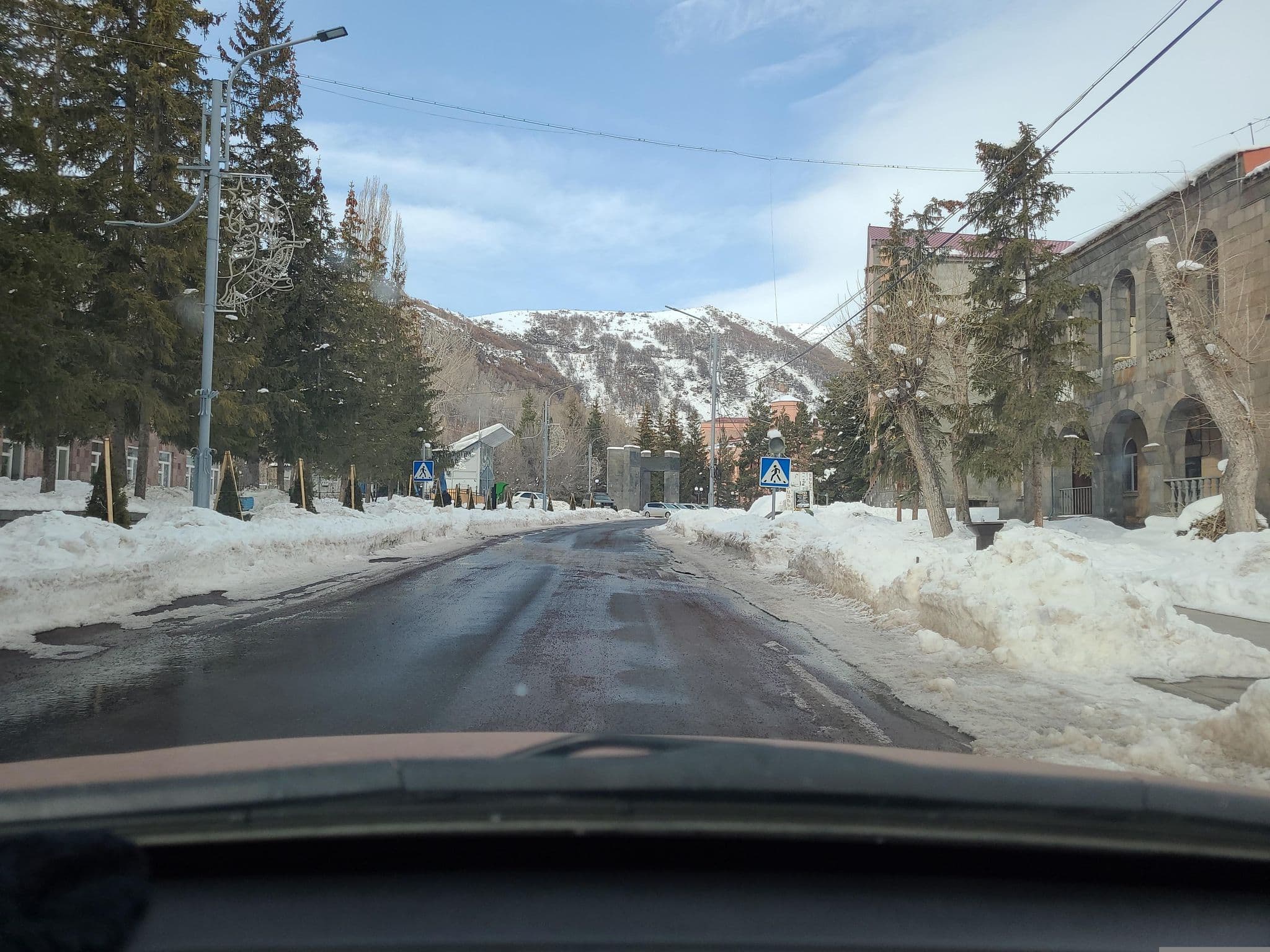 Street view near Hyatt Place Jermuk, Jermuk — © noktoborus (CC BY-SA · Mapillary)