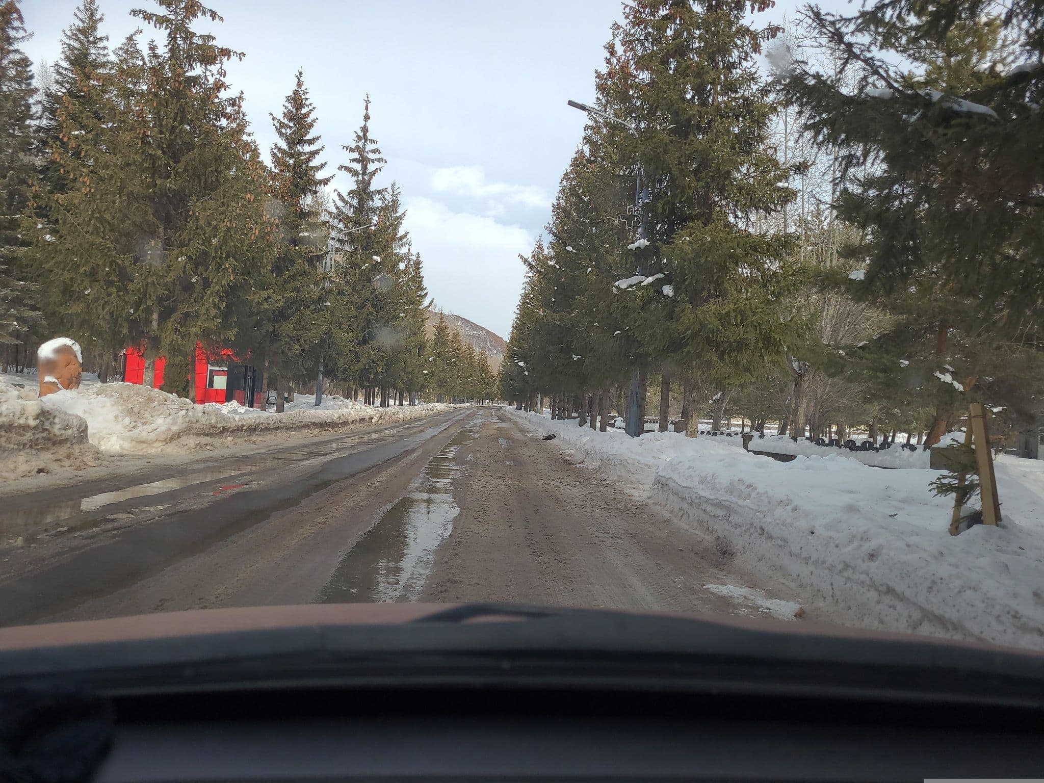 Street view near Olympia Hotel, Jermuk — © noktoborus (CC BY-SA · Mapillary)