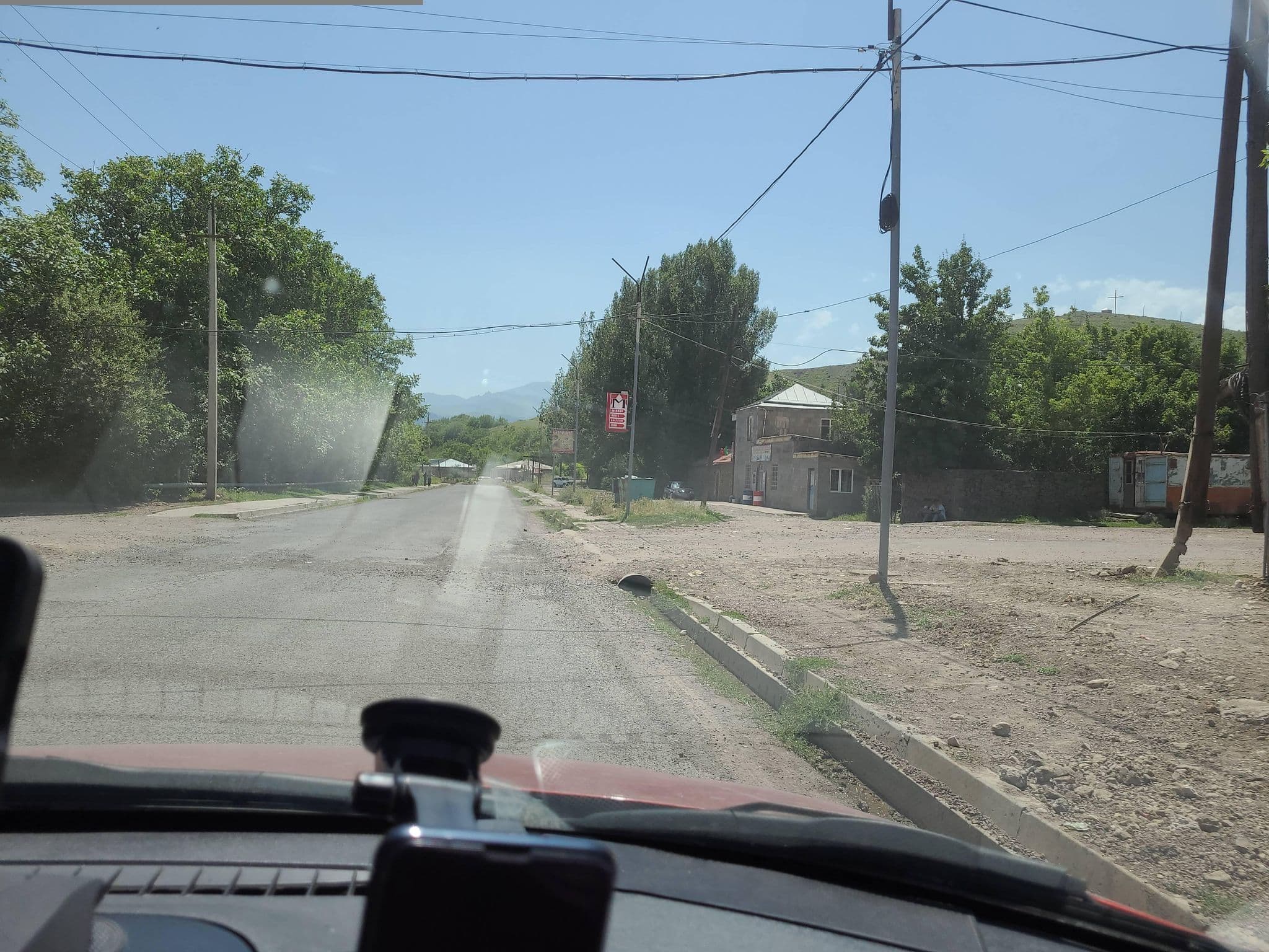 Street view near Tatev Shinuhayr Hotel, Shinuhayr — © noktoborus (CC BY-SA · Mapillary)