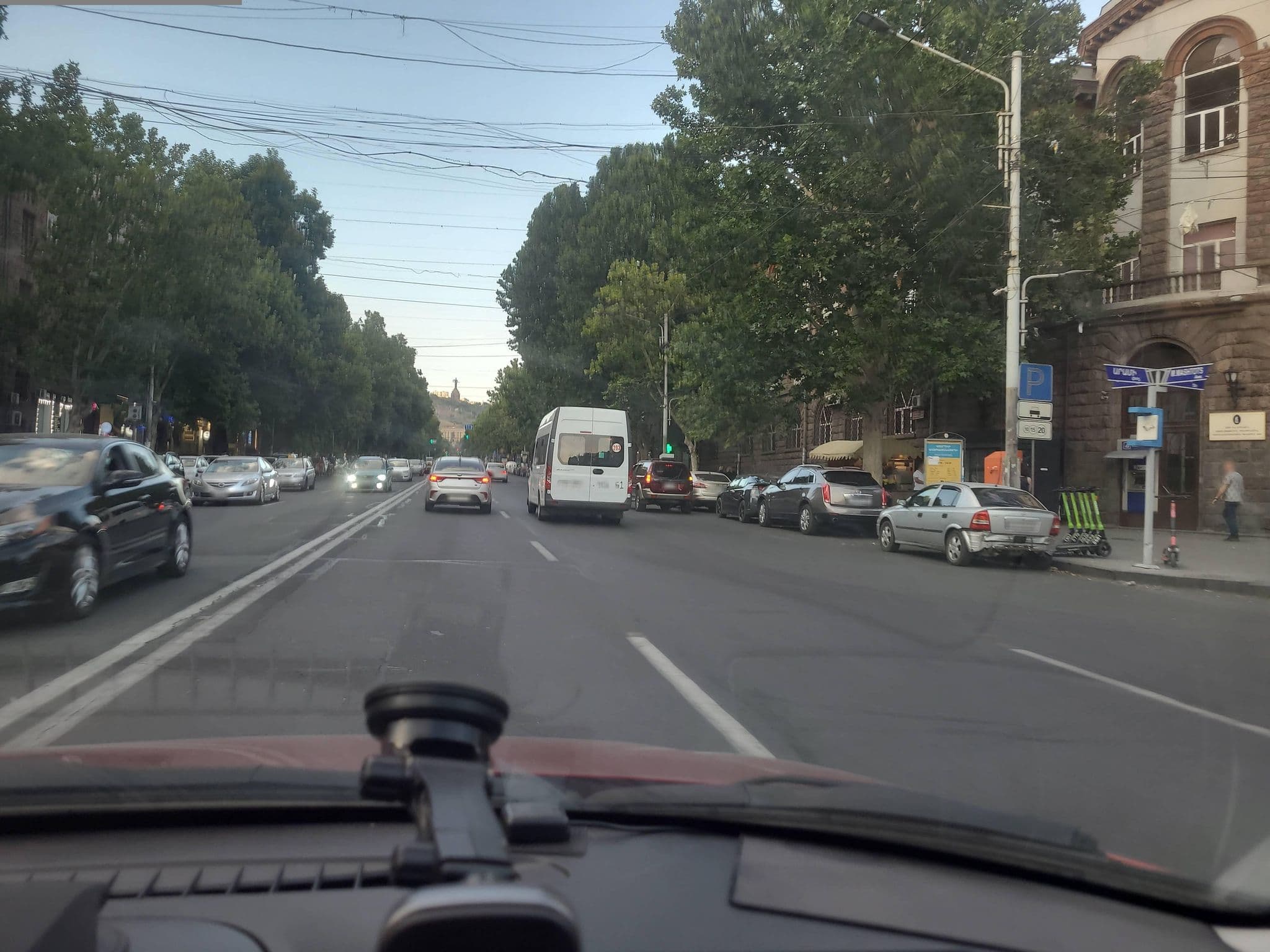 Street view near The Rooms Hostel, Kentron — © noktoborus (CC BY-SA · Mapillary)