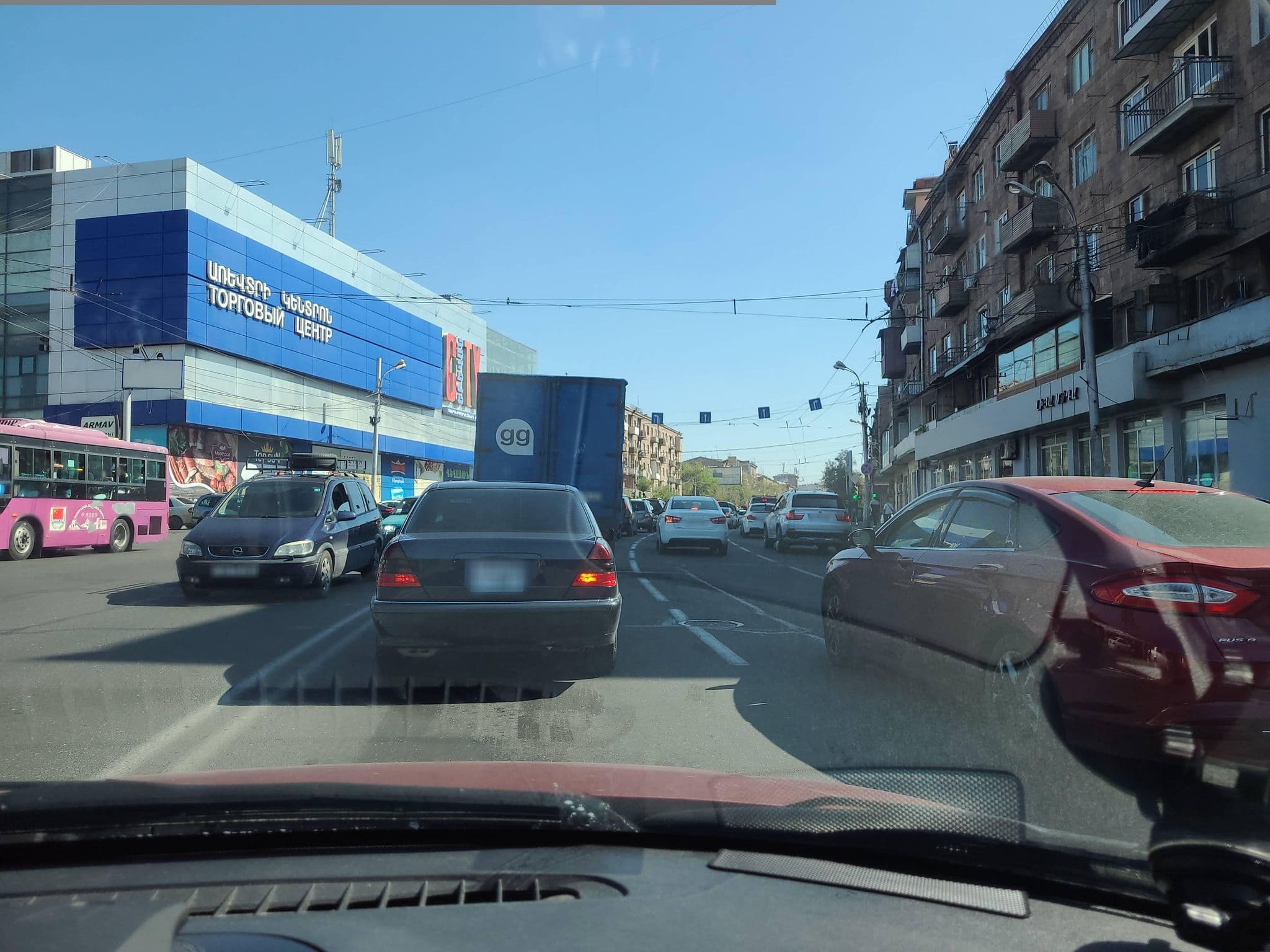 Street view near Miami Hotel, Shengavit — © noktoborus (CC BY-SA · Mapillary)