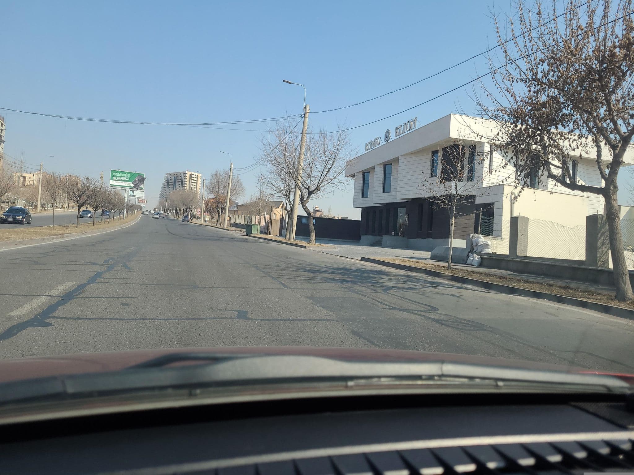 Street view near Elion Hotel, Davtashen — © noktoborus (CC BY-SA · Mapillary)