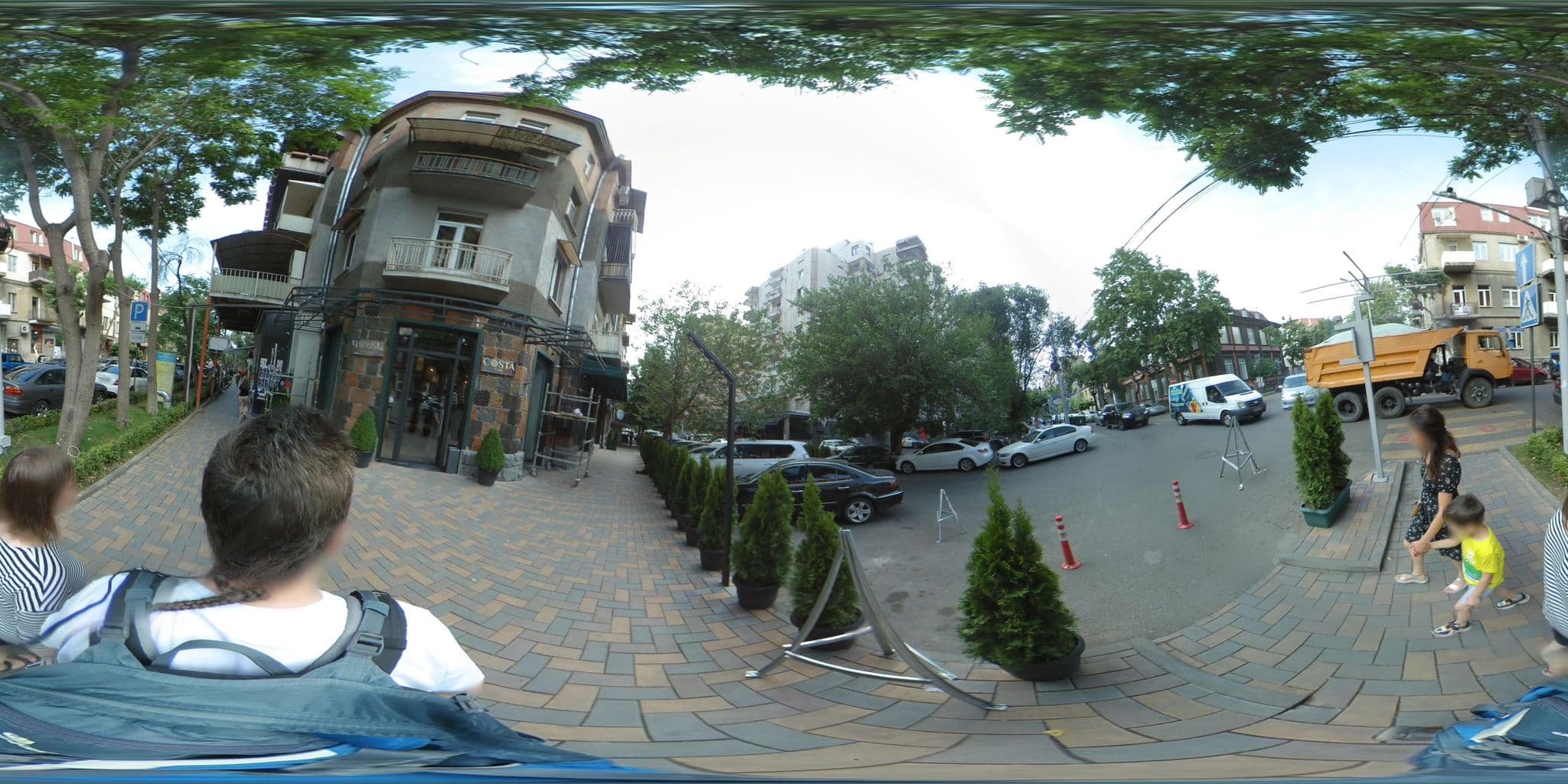 Street view near The Phoenix Boutique Hotel, Kentron — © vlivyur (CC BY-SA · Mapillary)