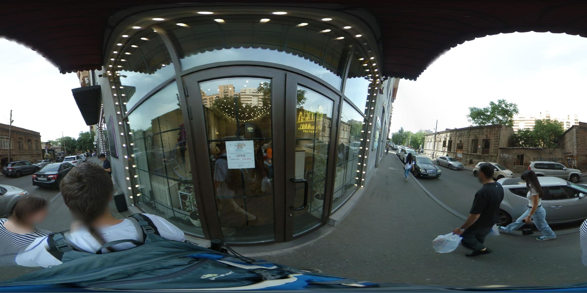 Street view near City Centre Hotel By Picnic, Kentron — © vlivyur (CC BY-SA · Mapillary)