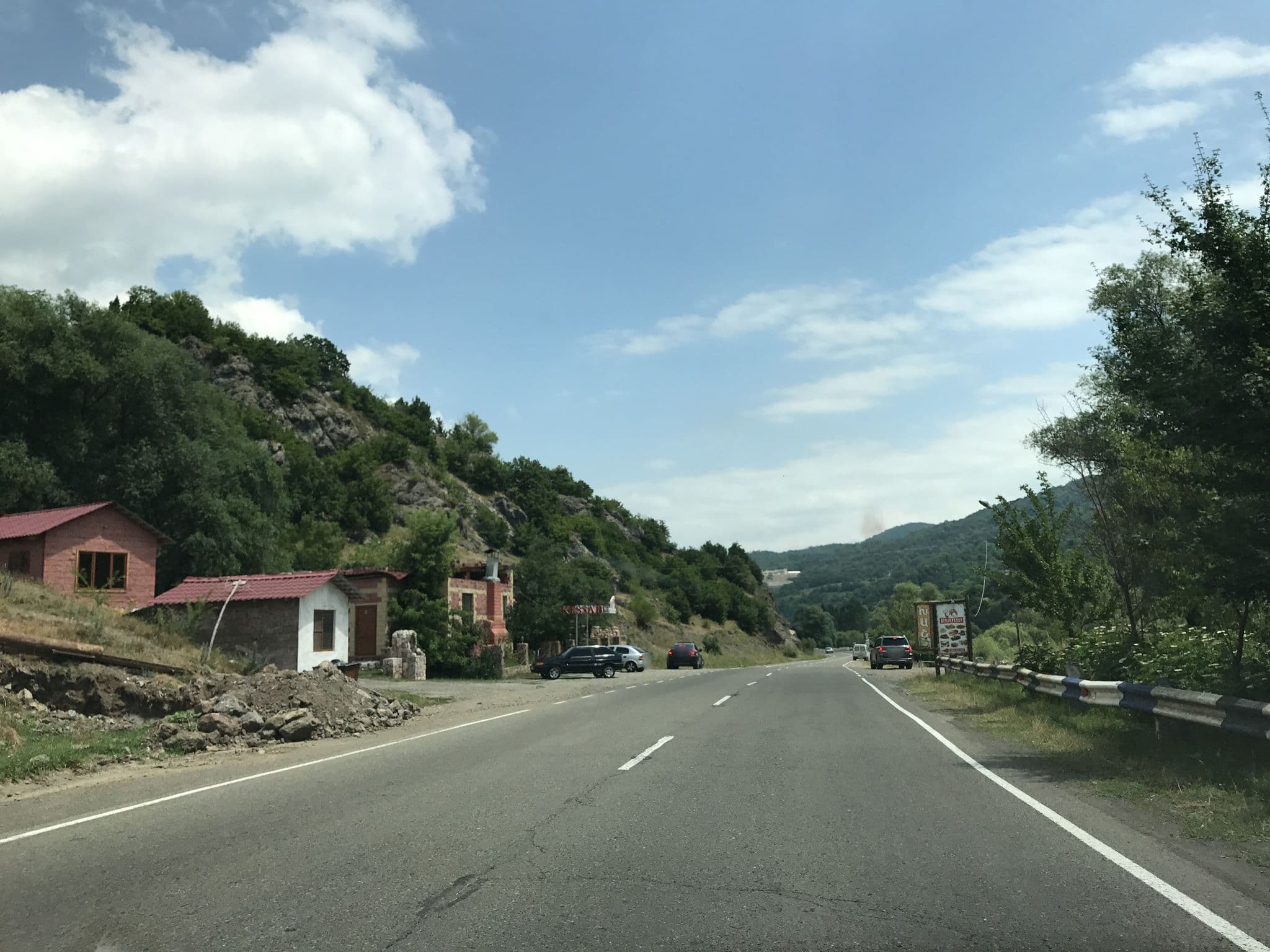 Street view near Hotel ErIk, Dilijan — © thepriben (CC BY-SA · Mapillary)