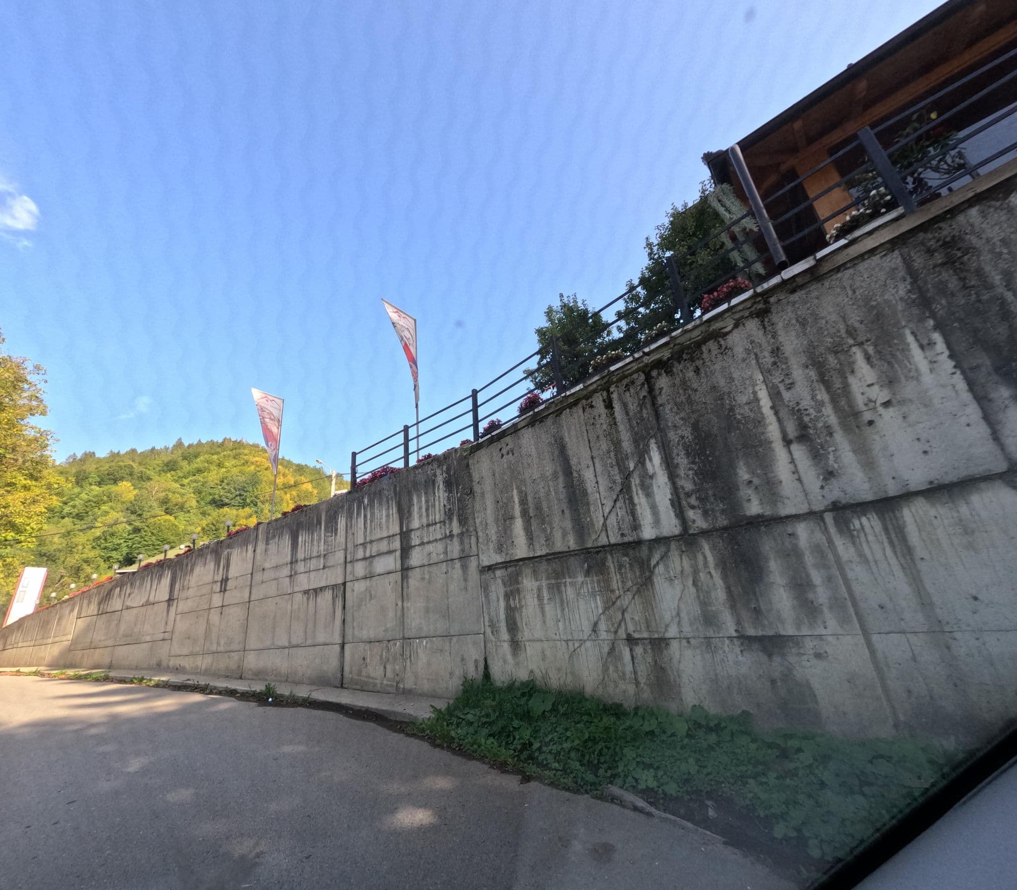 Street view near Motel Radočelo, Sokolovica — © smajser1 (CC BY-SA · Mapillary)