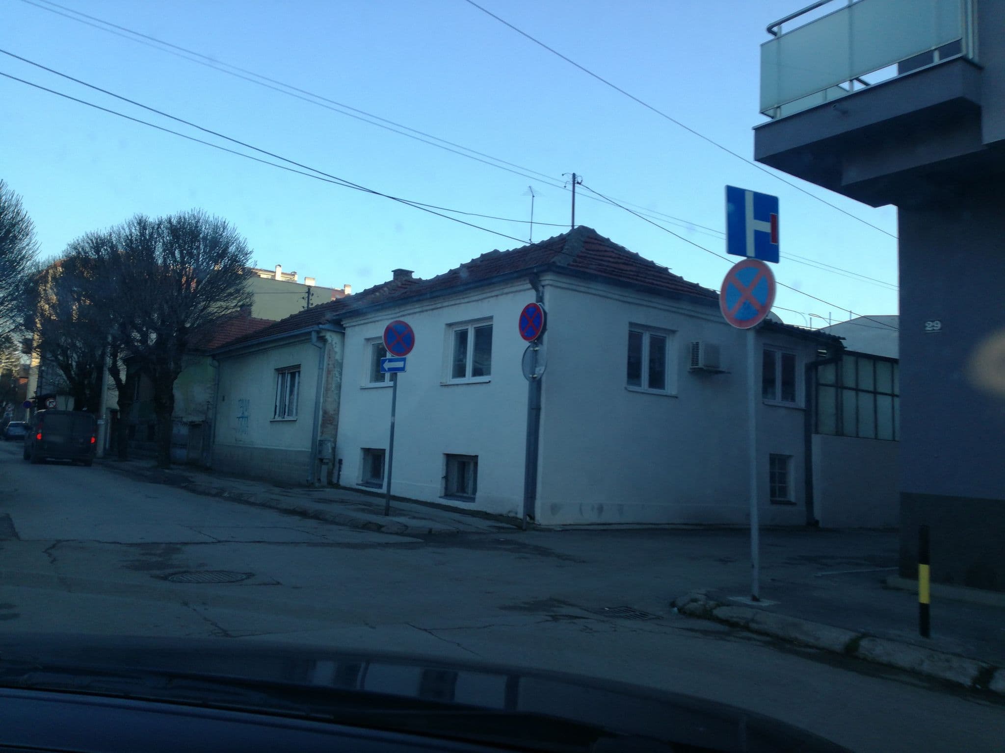 Street view near Vila Nova, Niš — © thrsh (CC BY-SA · Mapillary)