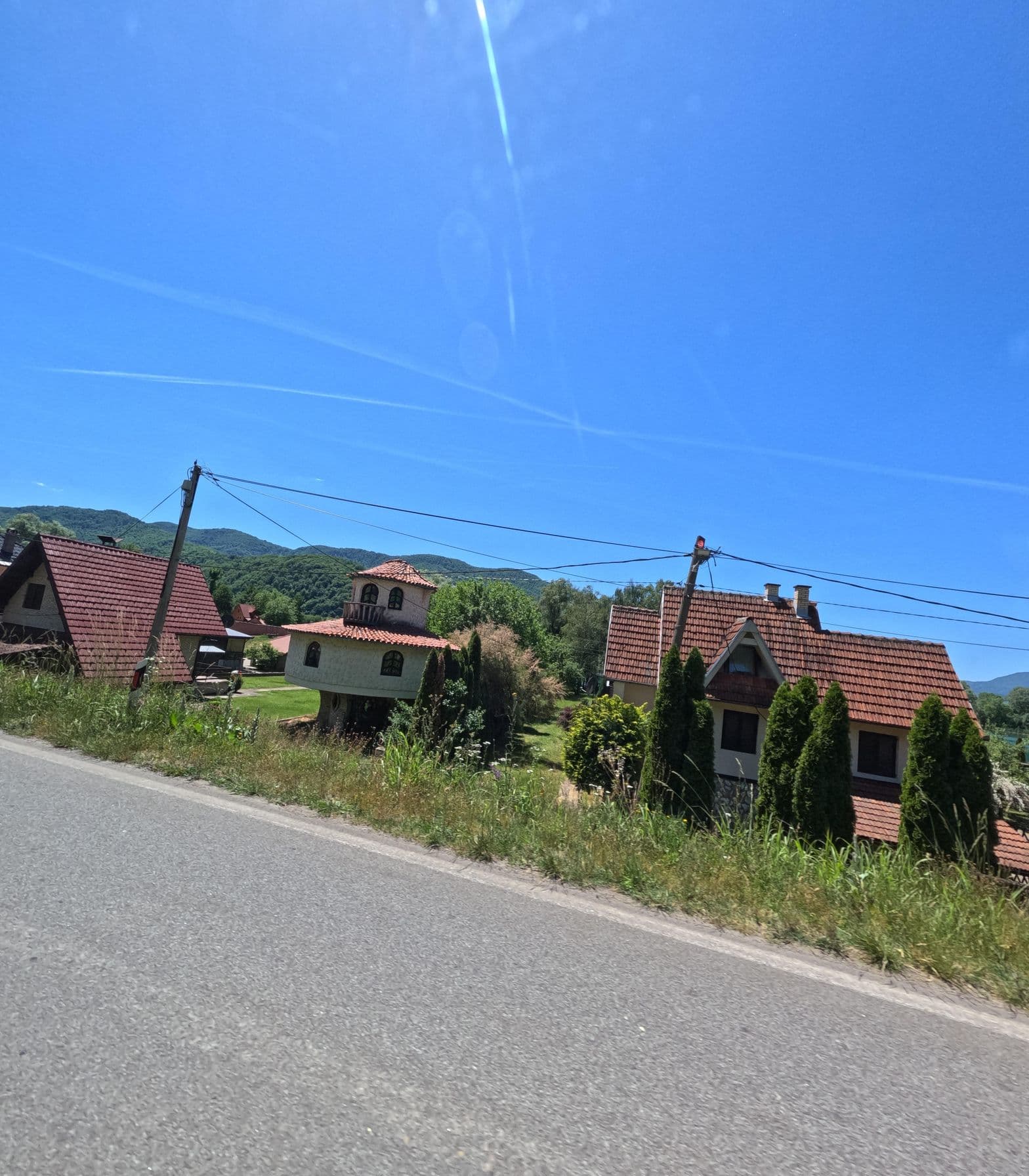 Street view near Domacinstvo Drinski Raj, Krupanj — © smajser1 (CC BY-SA · Mapillary)