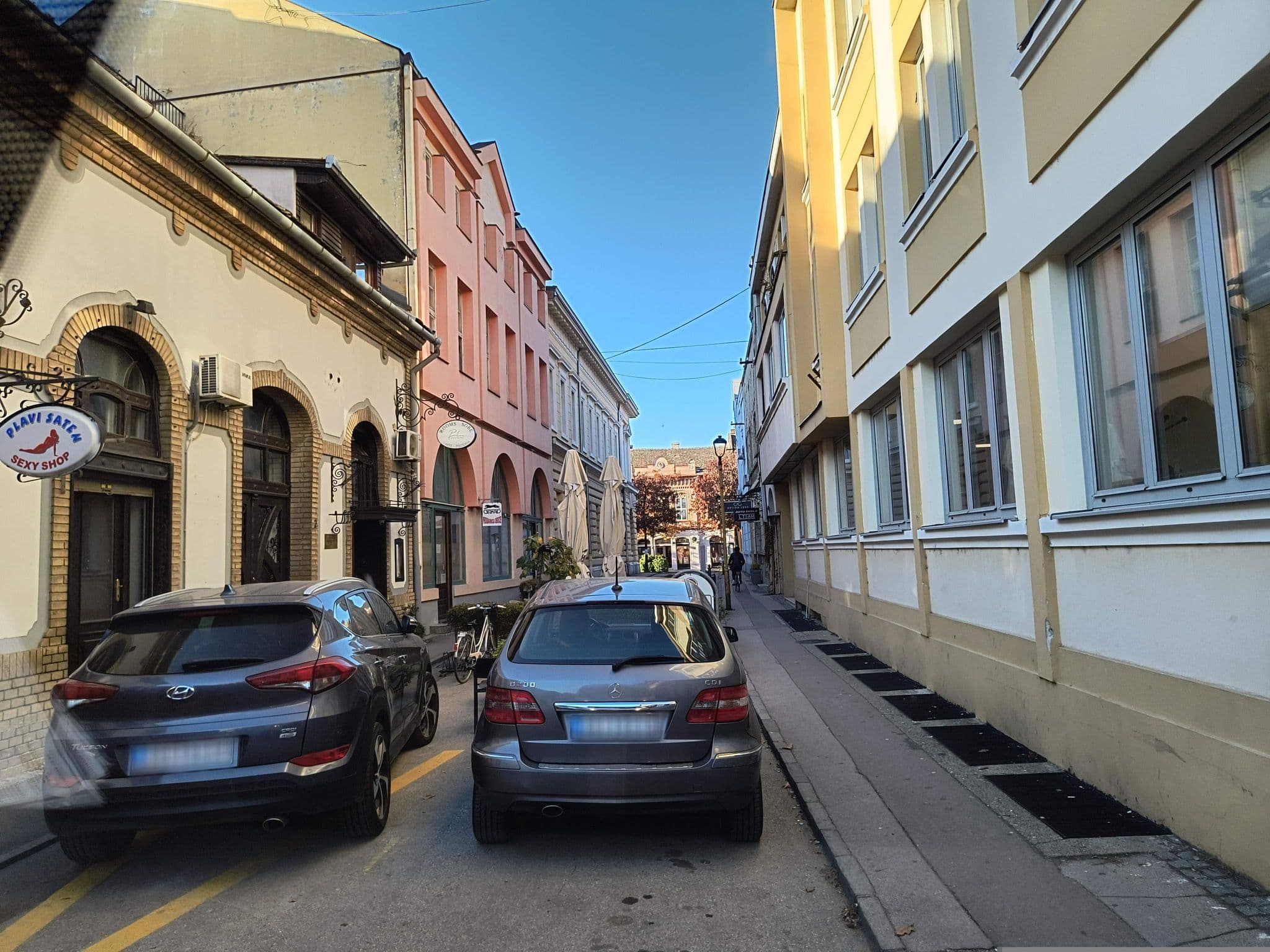 Street view near Prenoćište Piccolina, Sombor — © smajser1 (CC BY-SA · Mapillary)