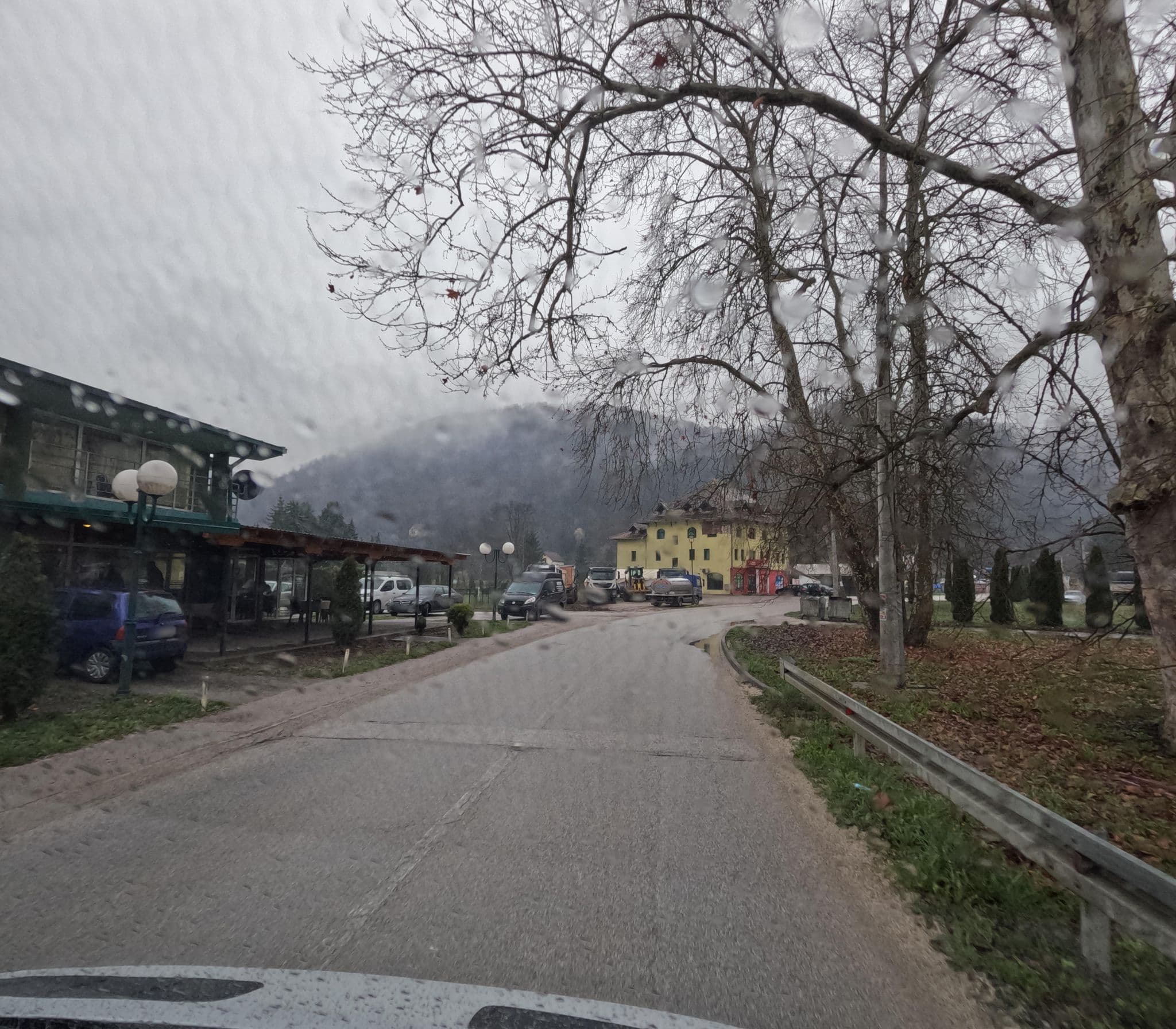 Street view near Драгачевски хоризонти | Dragačevski horizonti, Arilje — © smajser1 (CC BY-SA · Mapillary)
