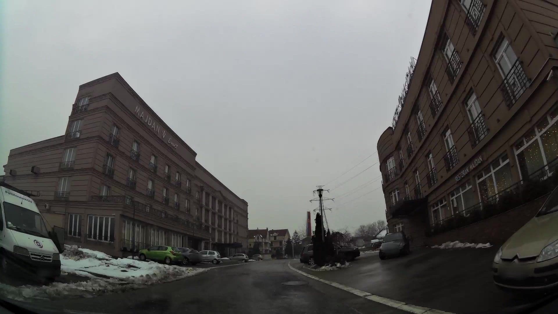 Street view near Majdan, Jajinci — © kaartcam (CC BY-SA · Mapillary)