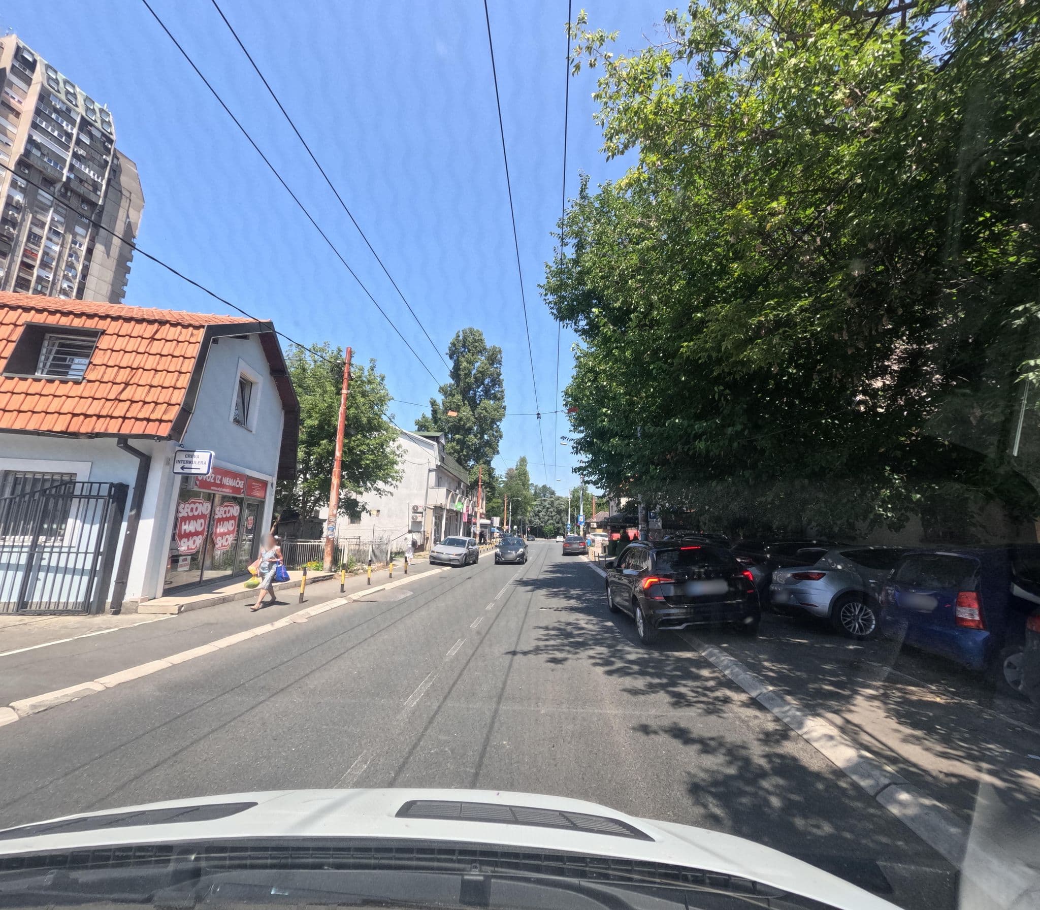 Street view near Maksimum Apart Hotel, Jajinci — © smajser1 (CC BY-SA · Mapillary)