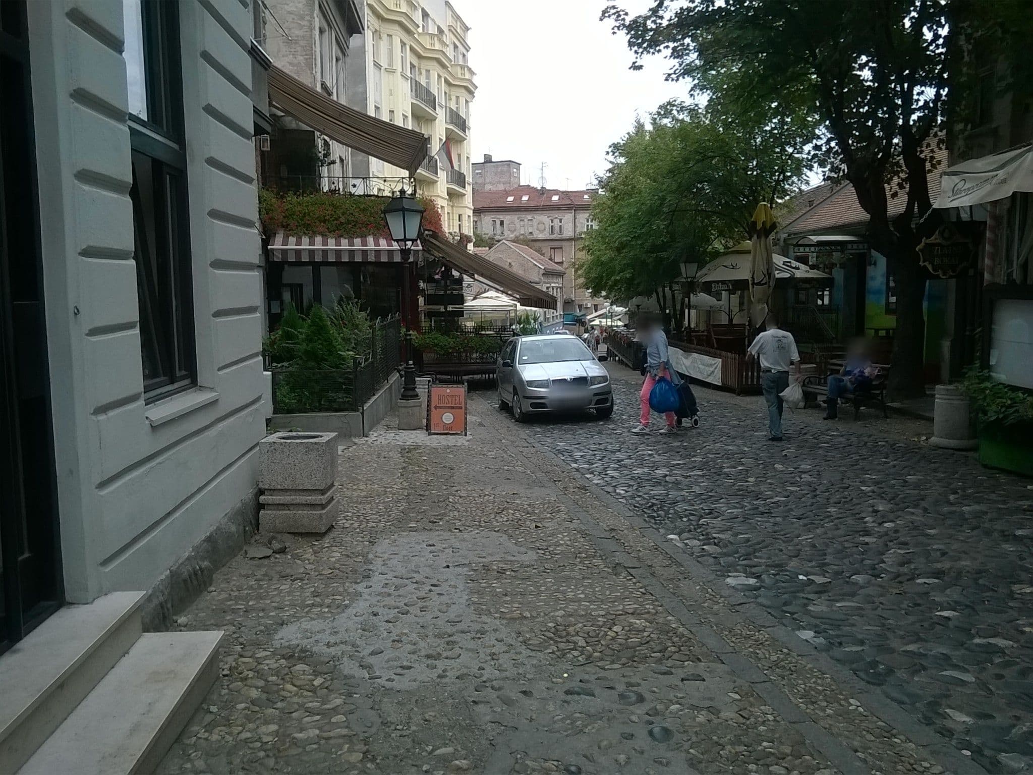 Street view near Hospital, Belgrade — © apetrovski (CC BY-SA · Mapillary)