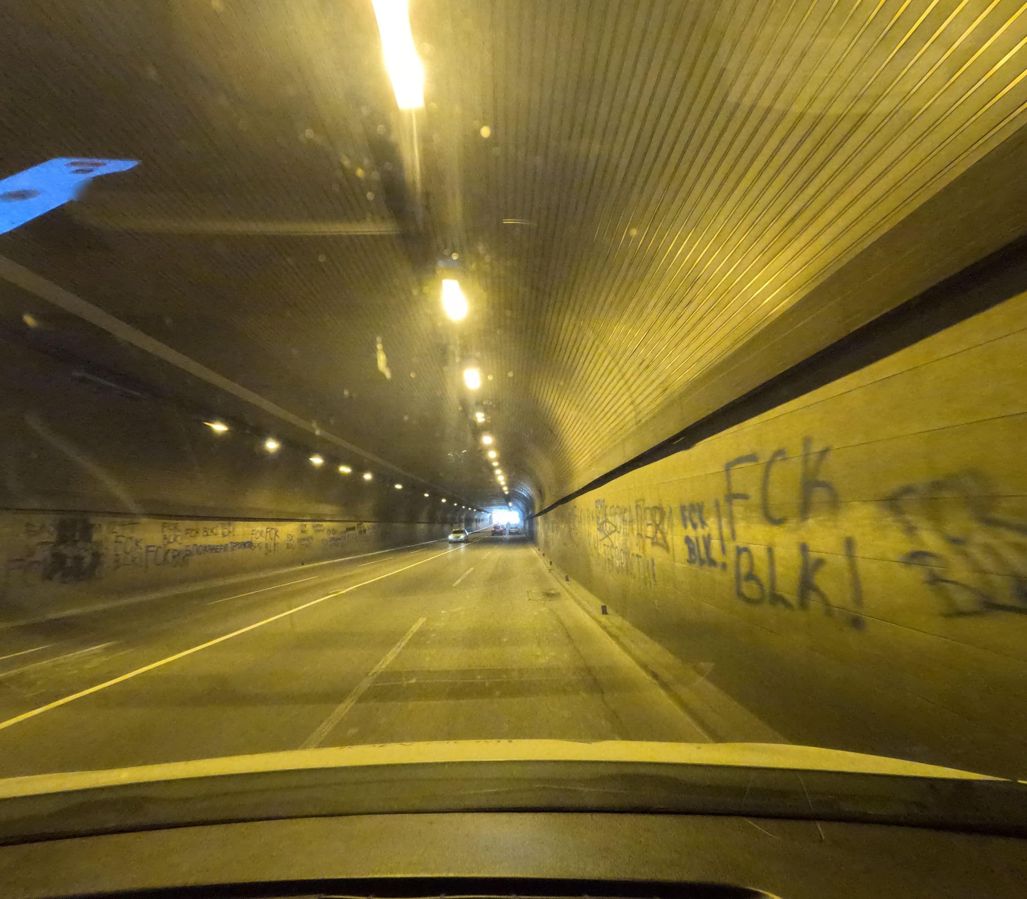 Street view near Gala Luxury Suites, Belgrade — © smajser1 (CC BY-SA · Mapillary)