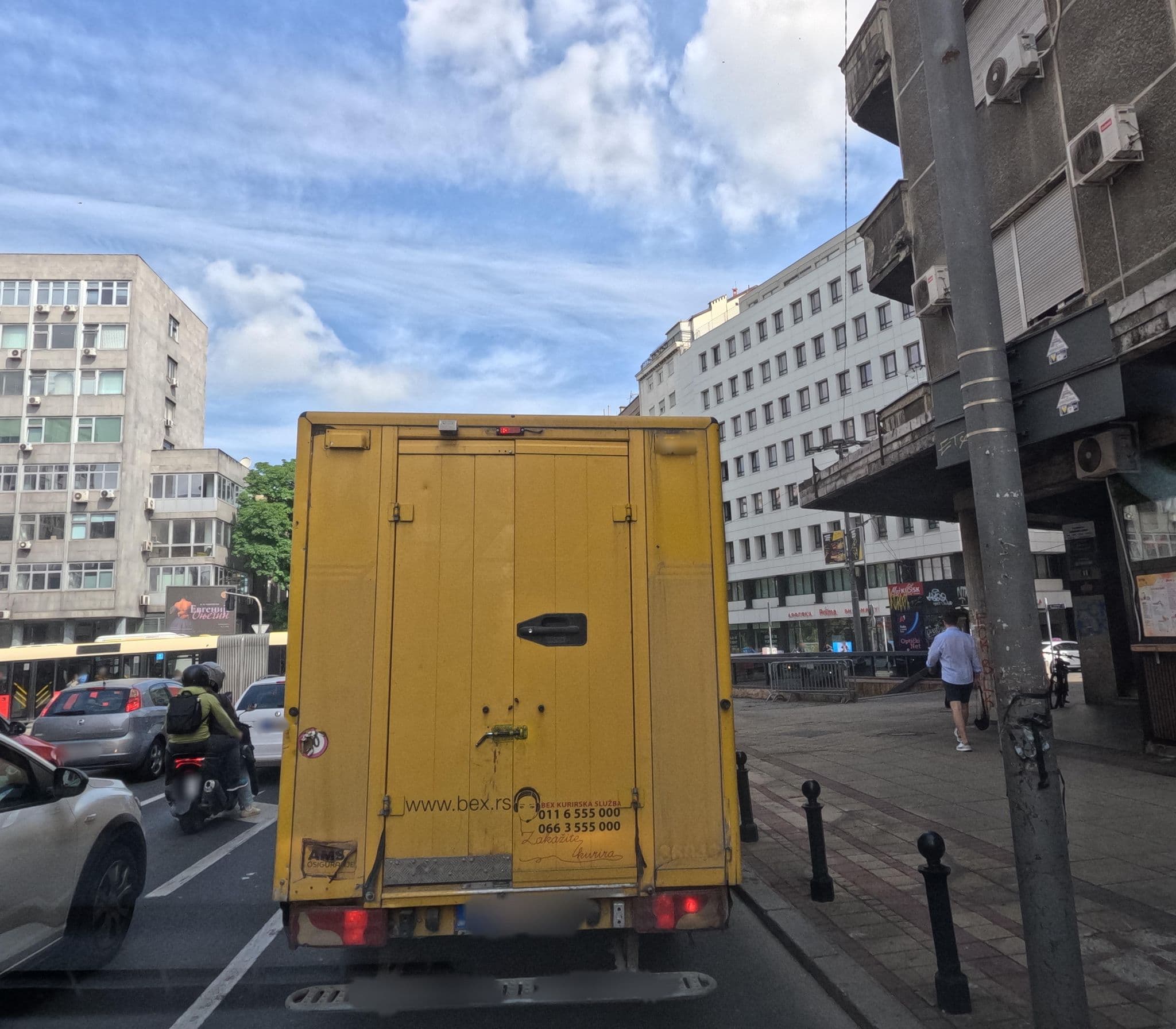 Street view near Apartman Dali, Belgrade — © smajser1 (CC BY-SA · Mapillary)