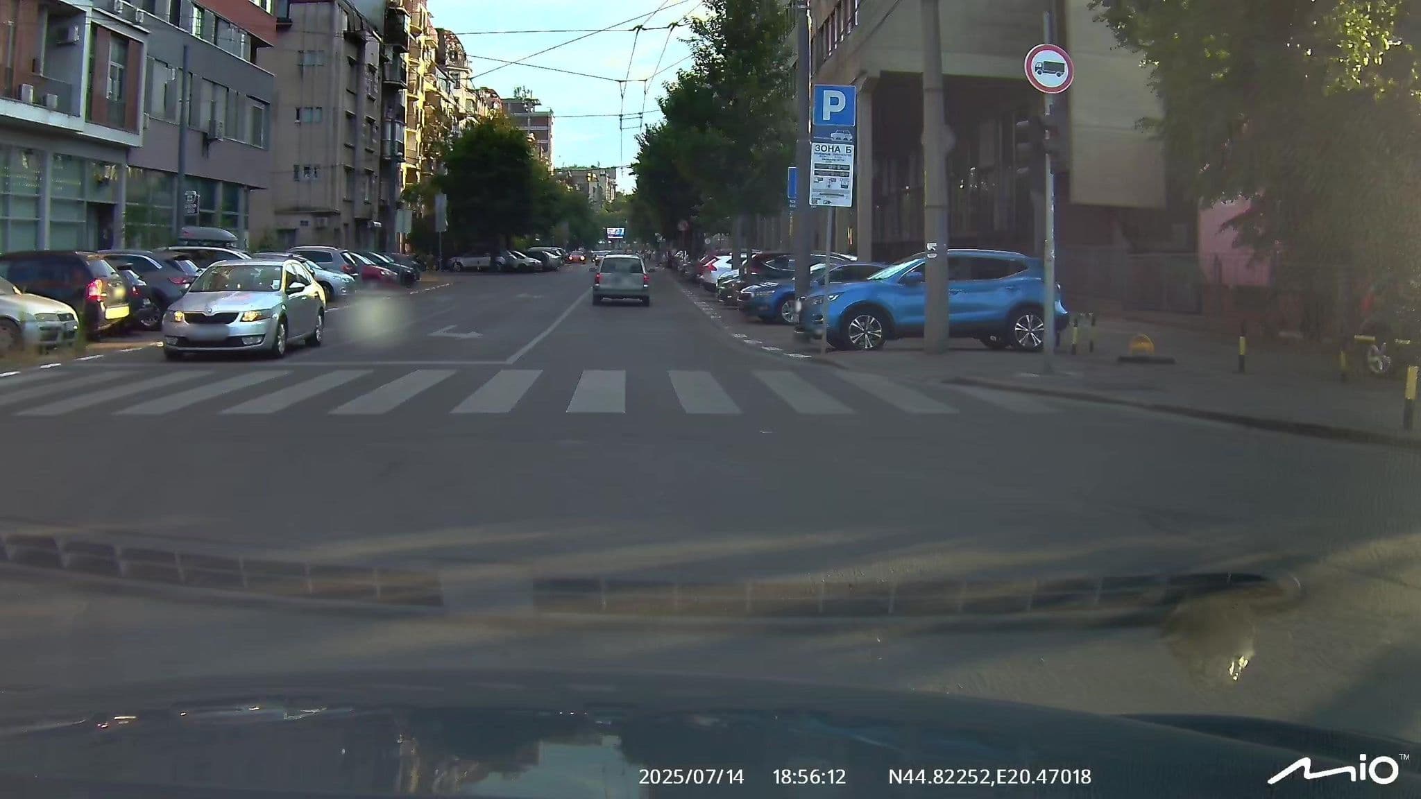 Street view near City Diamond Apartments - City Diamond Centre, Belgrade — © puky (CC BY-SA · Mapillary)