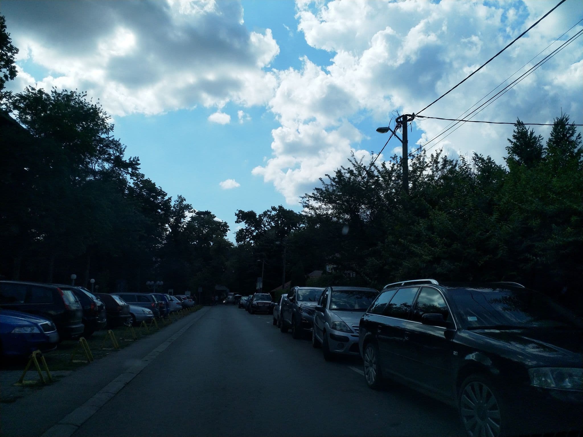 Street view near Aleksandar Vila Todor, Vrnjačka Banja — © aleksajov (CC BY-SA · Mapillary)