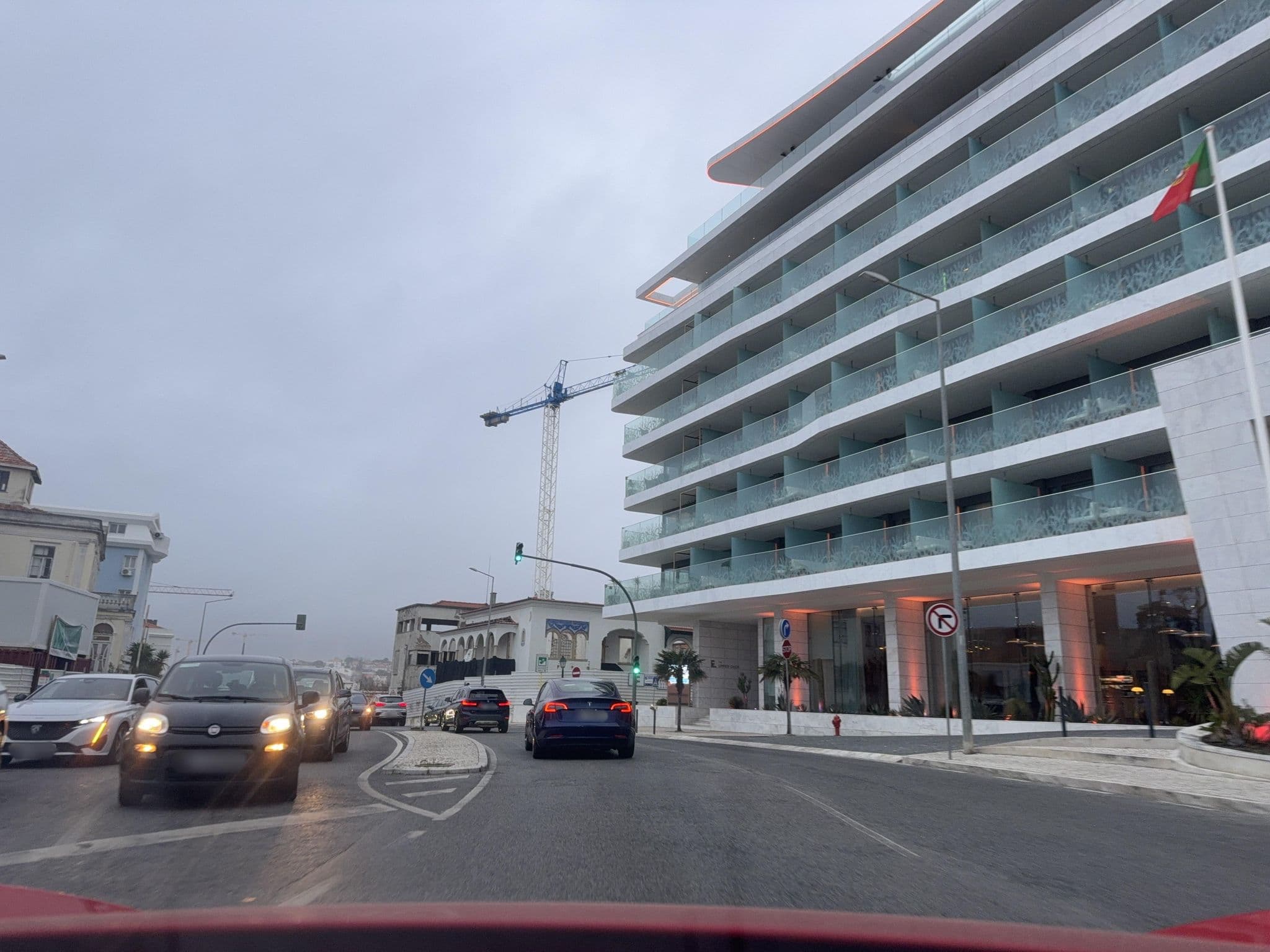 Street view near Hotel Evolution Cascais Estoril by Sana, Estoril — © RSTQ (CC BY-SA · Mapillary)
