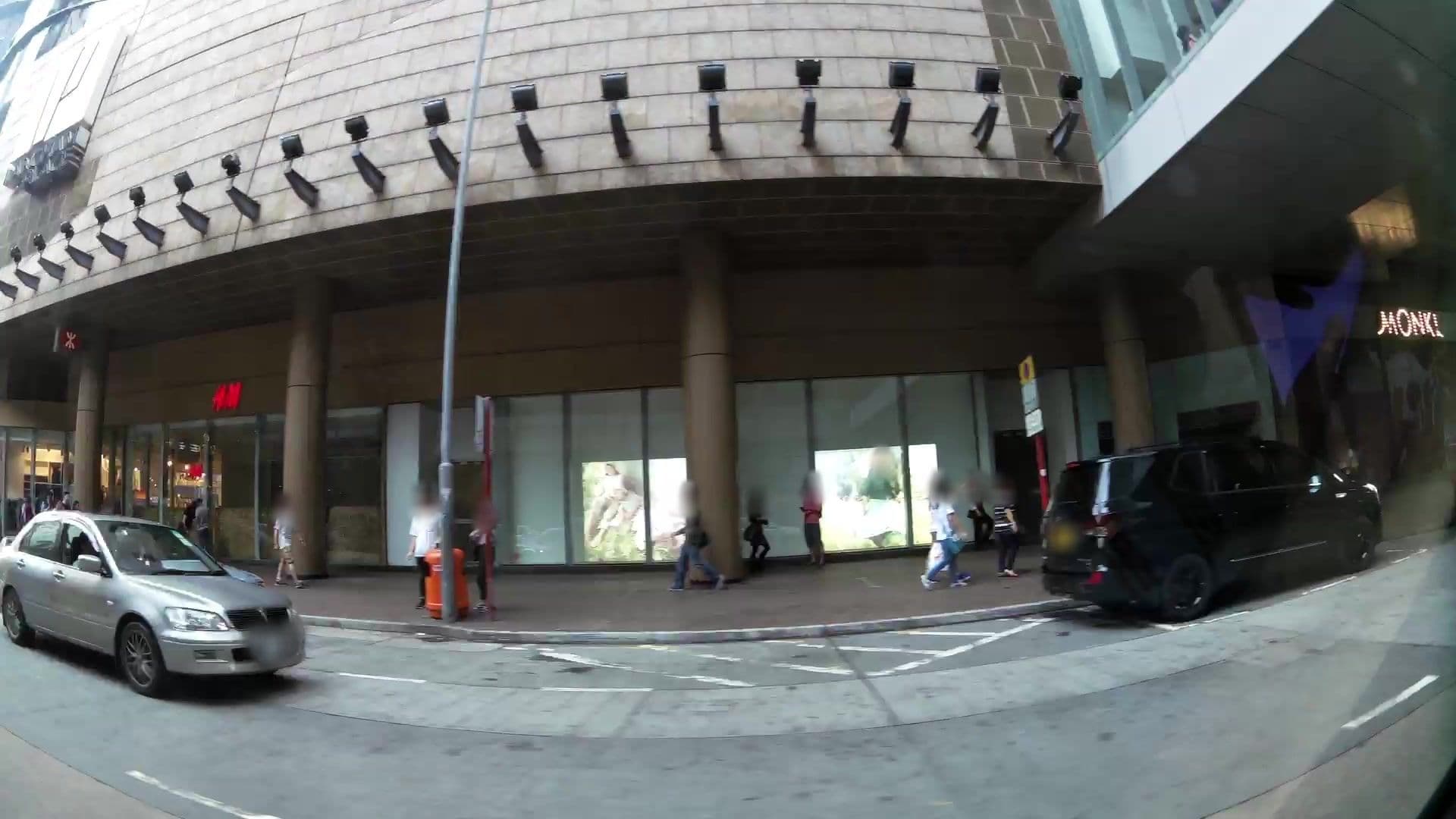 Street view near Hotel O (BnB), Mong Kok — © kaartcam (CC BY-SA · Mapillary)