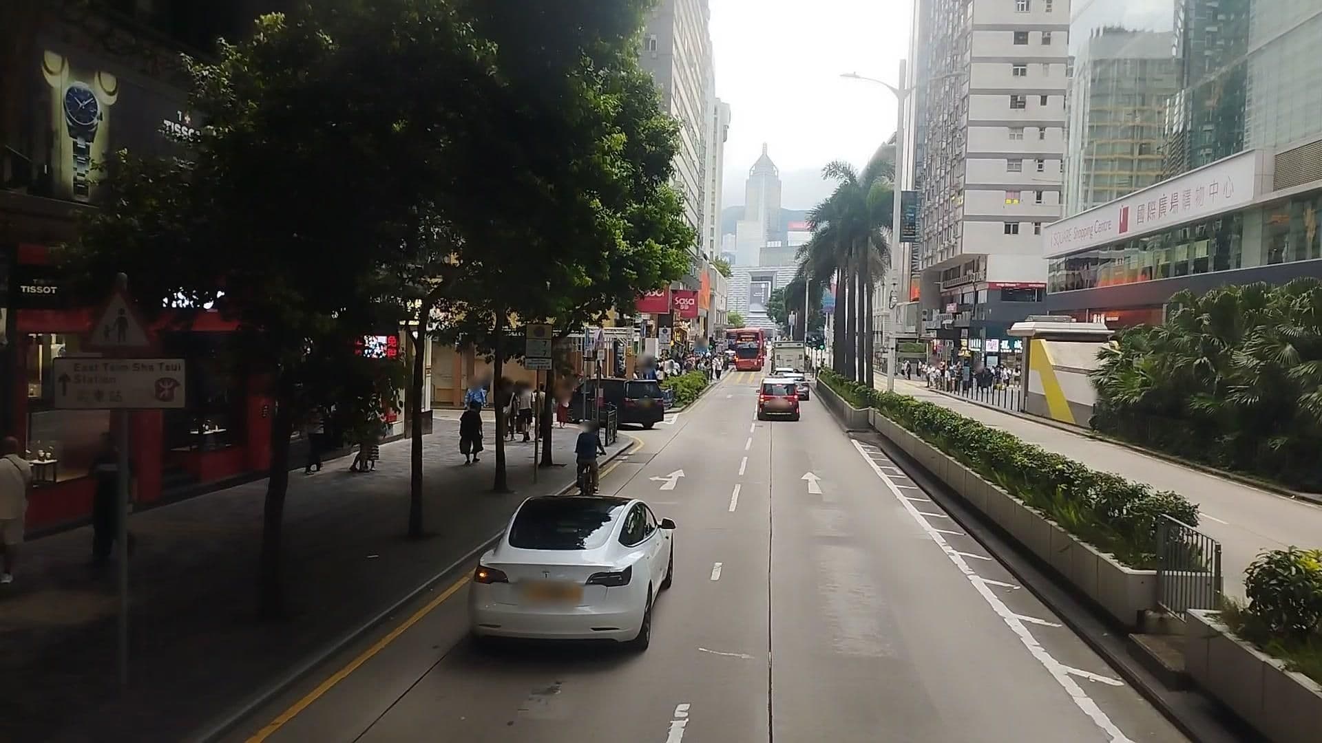 Street view near Merryland Guesthouse, Tsim Sha Tsui — © kingkingHK (CC BY-SA · Mapillary)