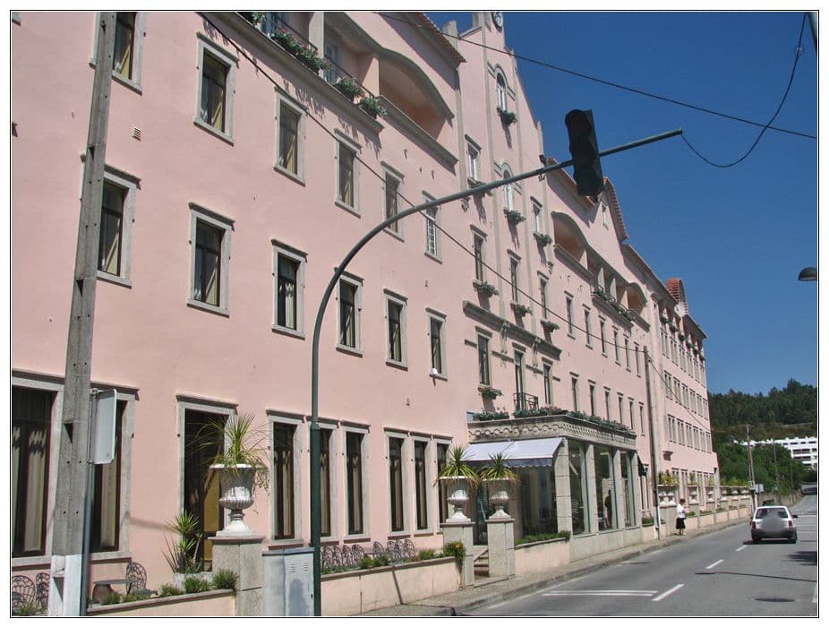 Street view near Grande Hotel Thermas, São Pedro do Sul — © barragon (CC BY-SA · Mapillary)