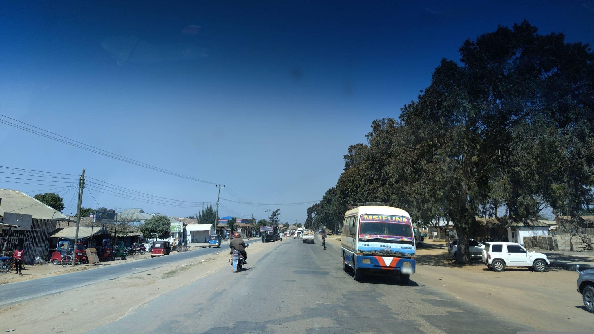 Street view near Makambako Cotton Lodge, Makumbako — © 100sassa (CC BY-SA · Mapillary)