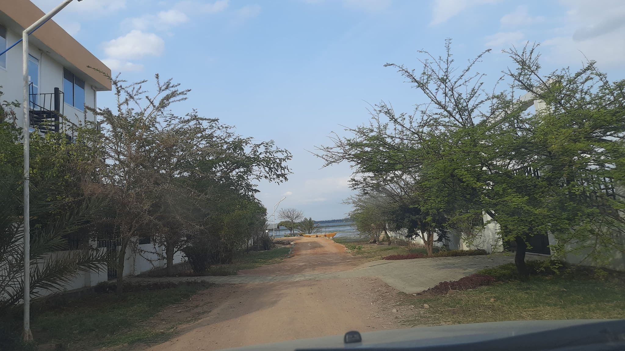 Street view near Katala Beach Hotel, Singida — © calista2019 (CC BY-SA · Mapillary)