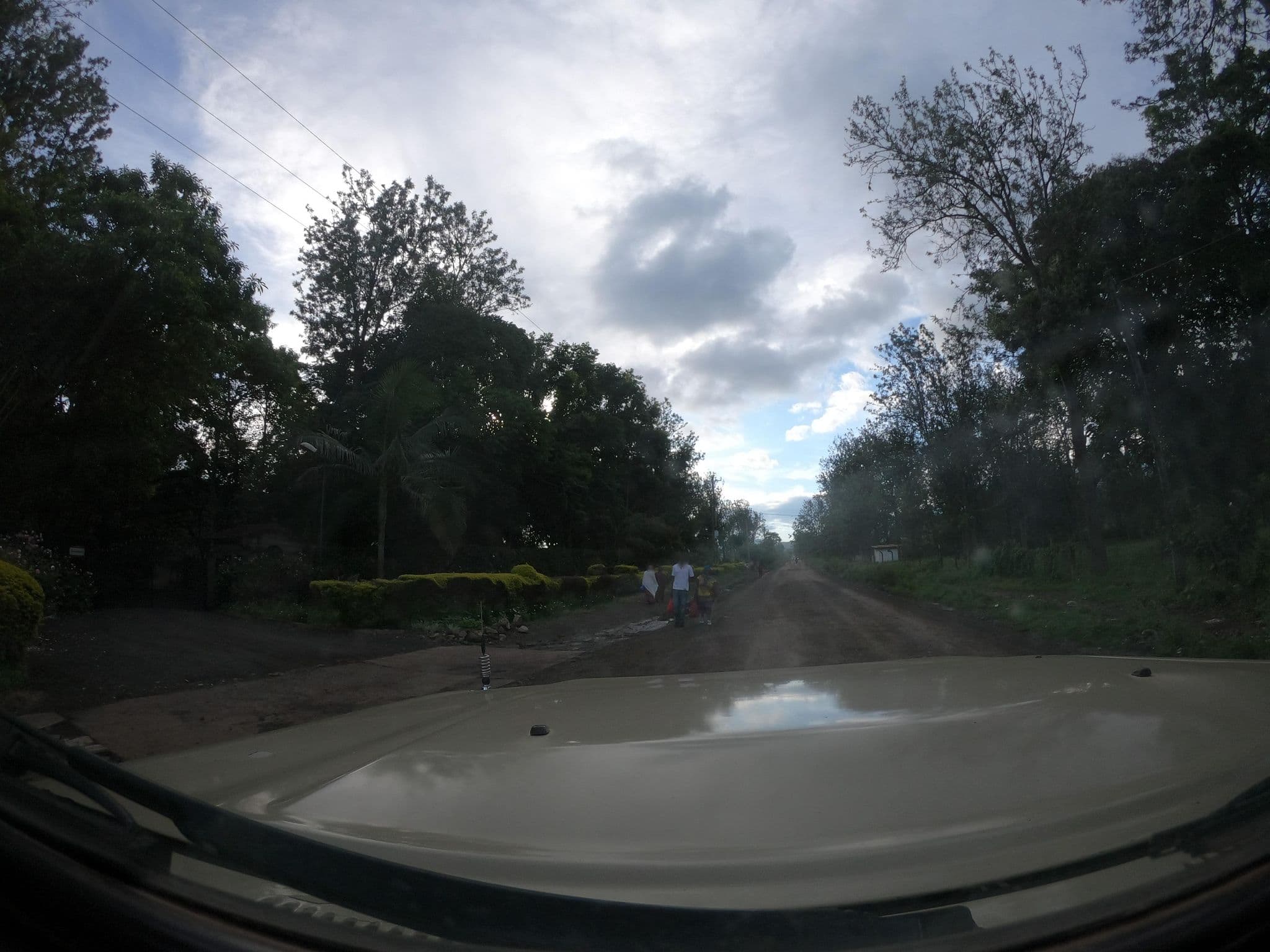 Street view near Lake Duluti Serena Hotel, Poli — © geocruizer (CC BY-SA · Mapillary)