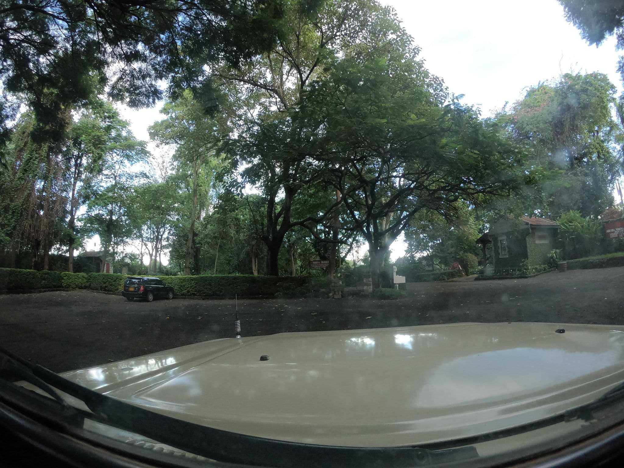 Street view near Serena Hotel Mountain Village Arusha, Poli — © geocruizer (CC BY-SA · Mapillary)