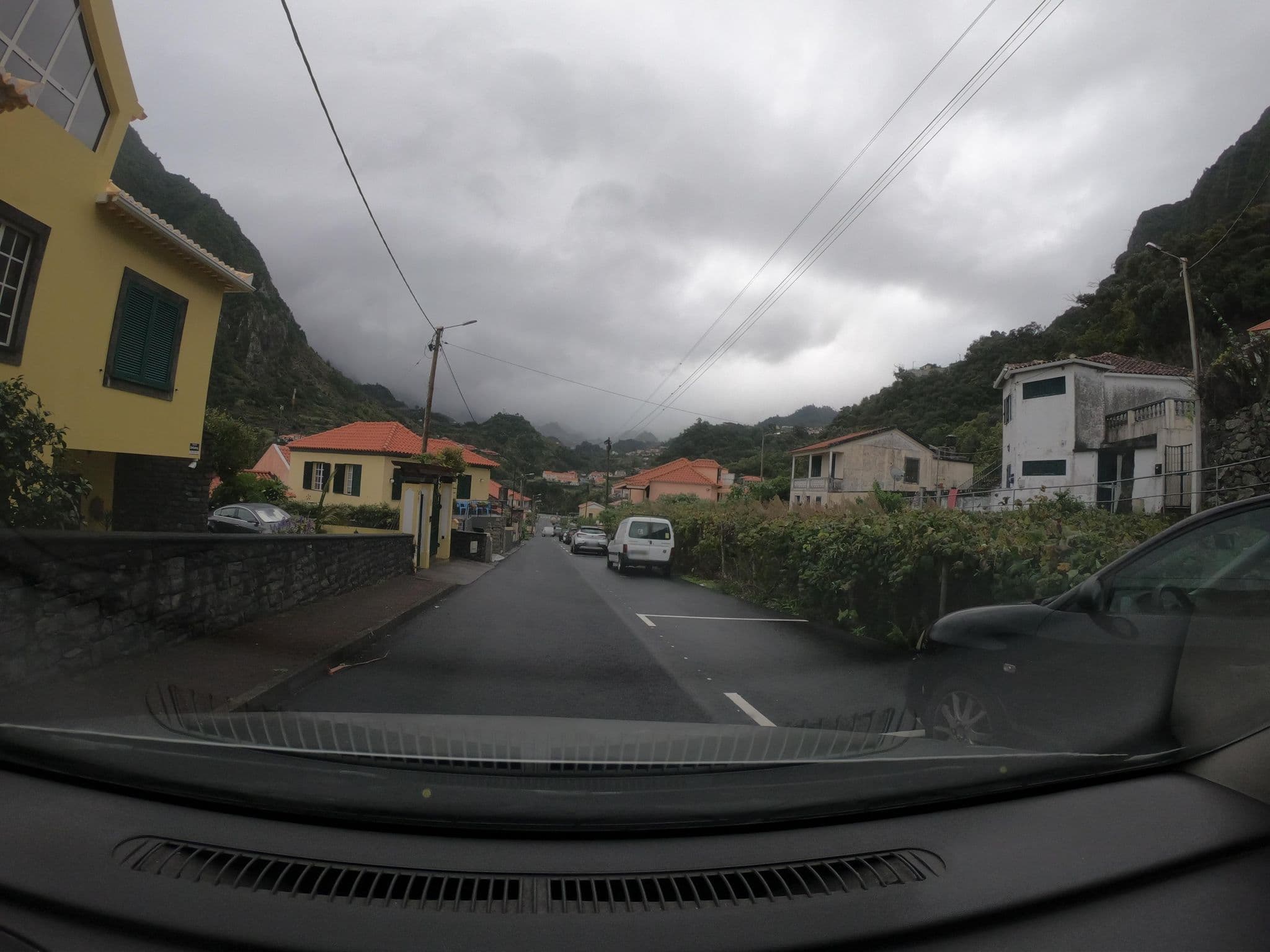 Street view near Casa da Avo Rosa, São Vicente — © filipesilva (CC BY-SA · Mapillary)