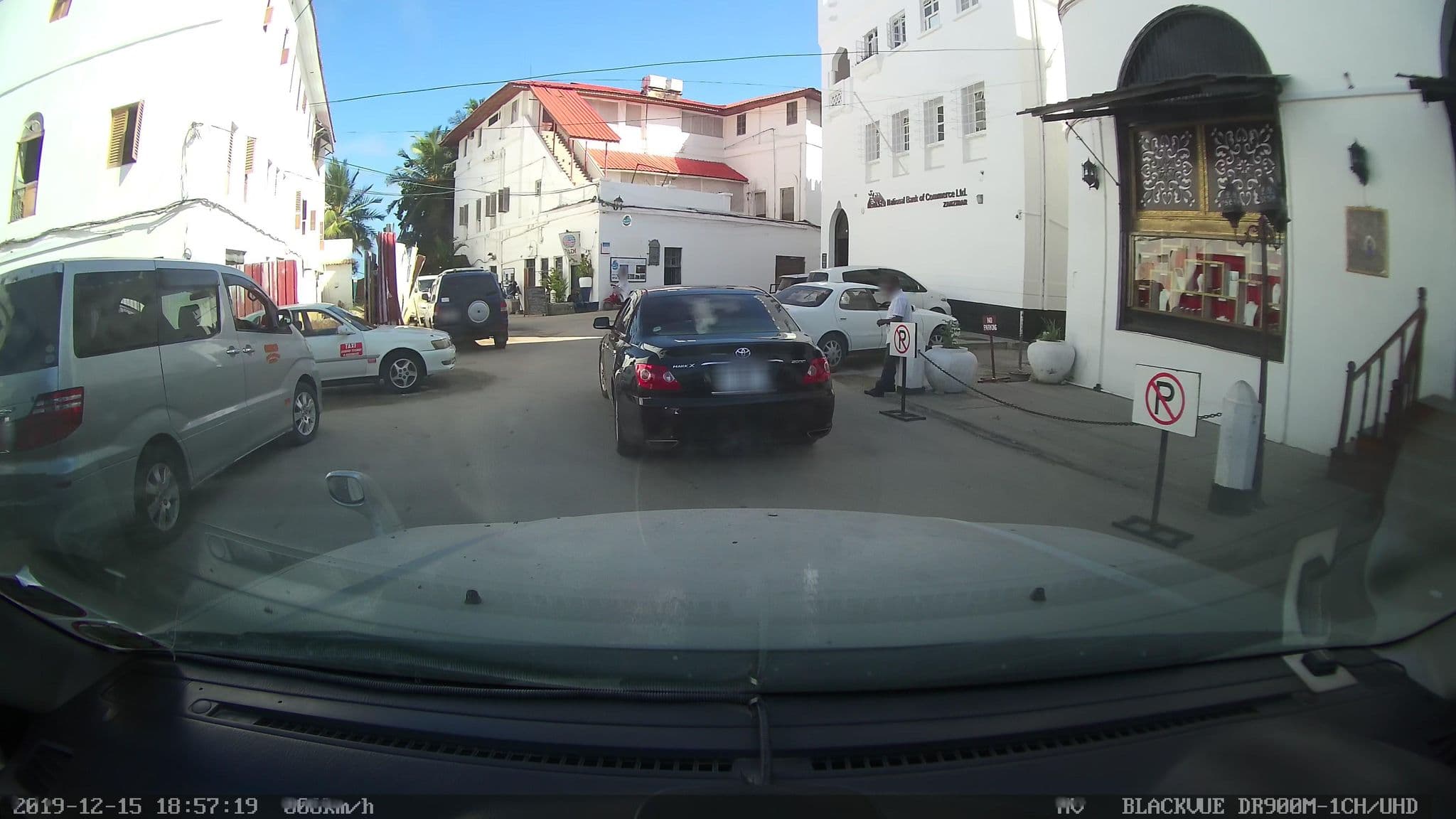 Street view near Shoki Shoki House, Zanzibar — © federicodebetto (CC BY-SA · Mapillary)