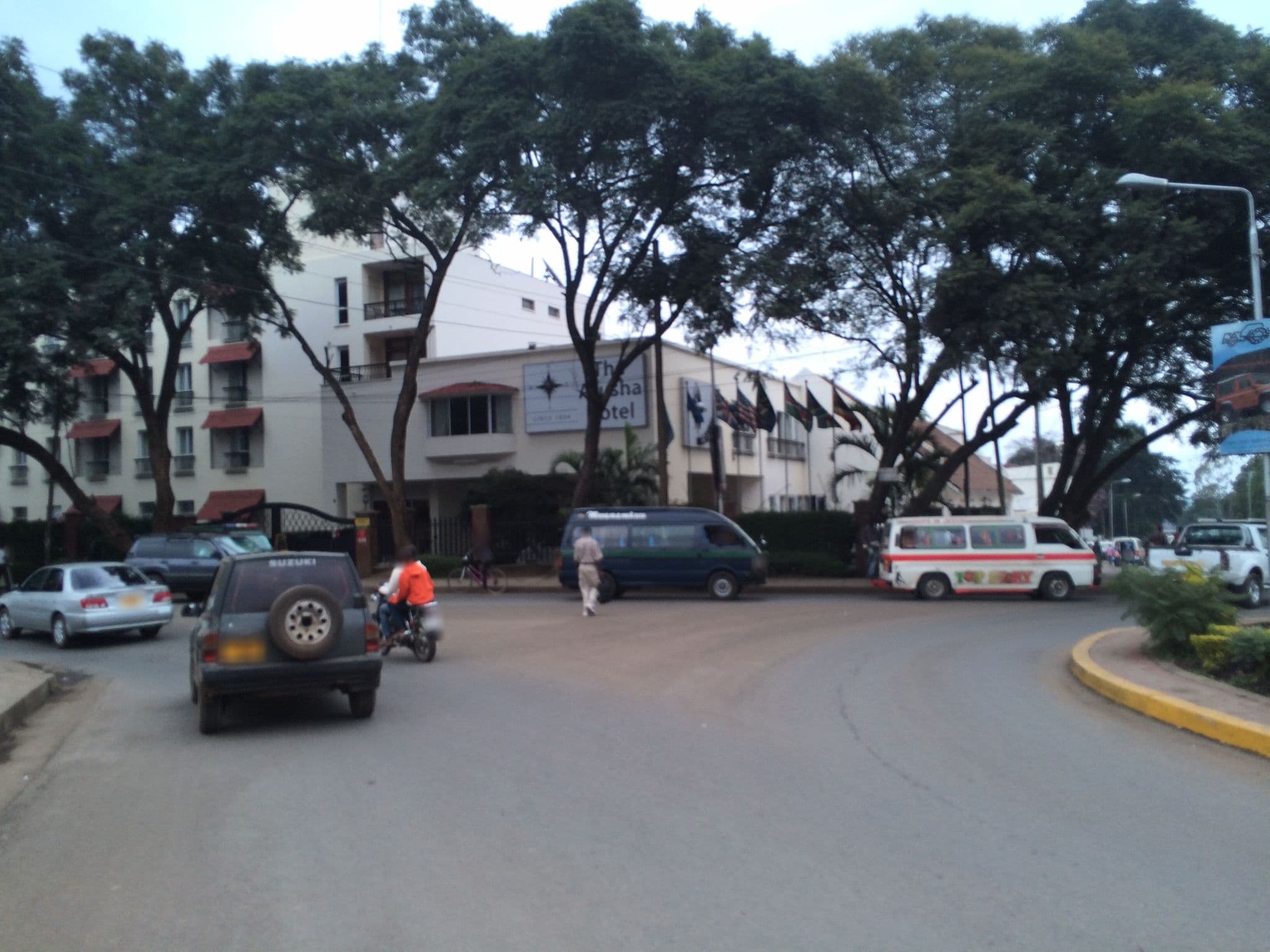 Street view near Silver Palm Hotel, Arusha — © ragnvald (CC BY-SA · Mapillary)