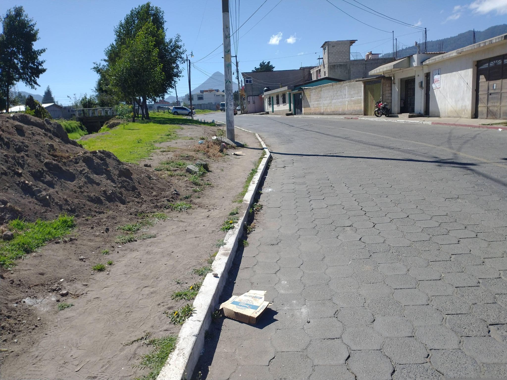 Street view near villa de don Andres, La Esperanza — © mar500 (CC BY-SA · Mapillary)