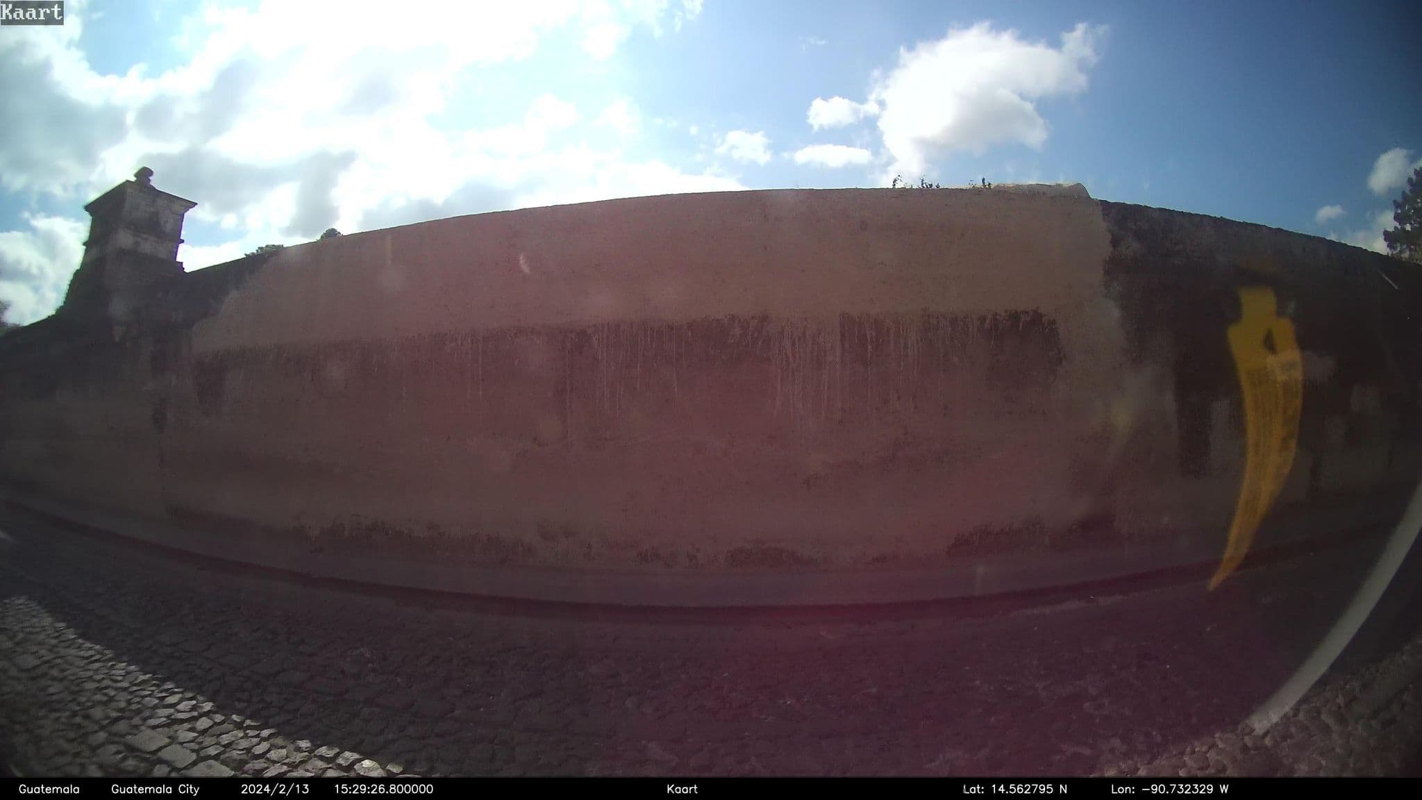 Street view near Taanah Guesthouse, Antigua Guatemala — © kaart_2 (CC BY-SA · Mapillary)
