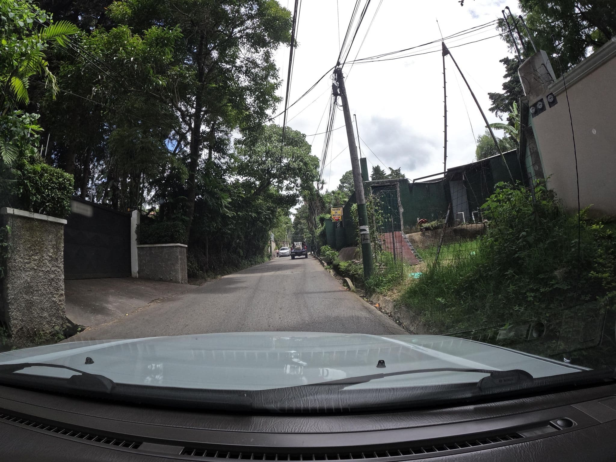 Street view near Casa Valentina, Fraijanes — © Kaart_Local (CC BY-SA · Mapillary)