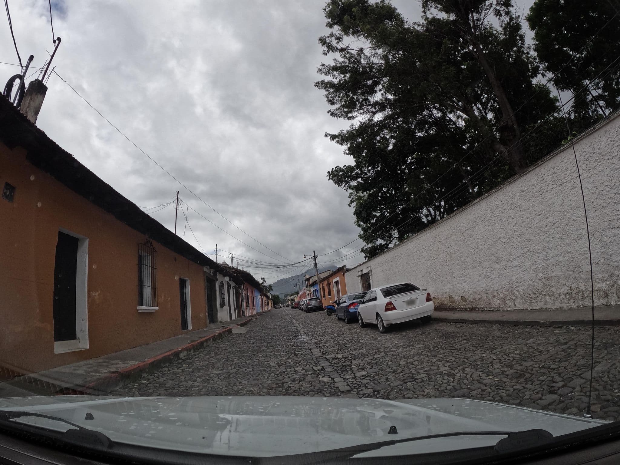 Street view near La Galera, Antigua Guatemala — © Kaart_Local (CC BY-SA · Mapillary)