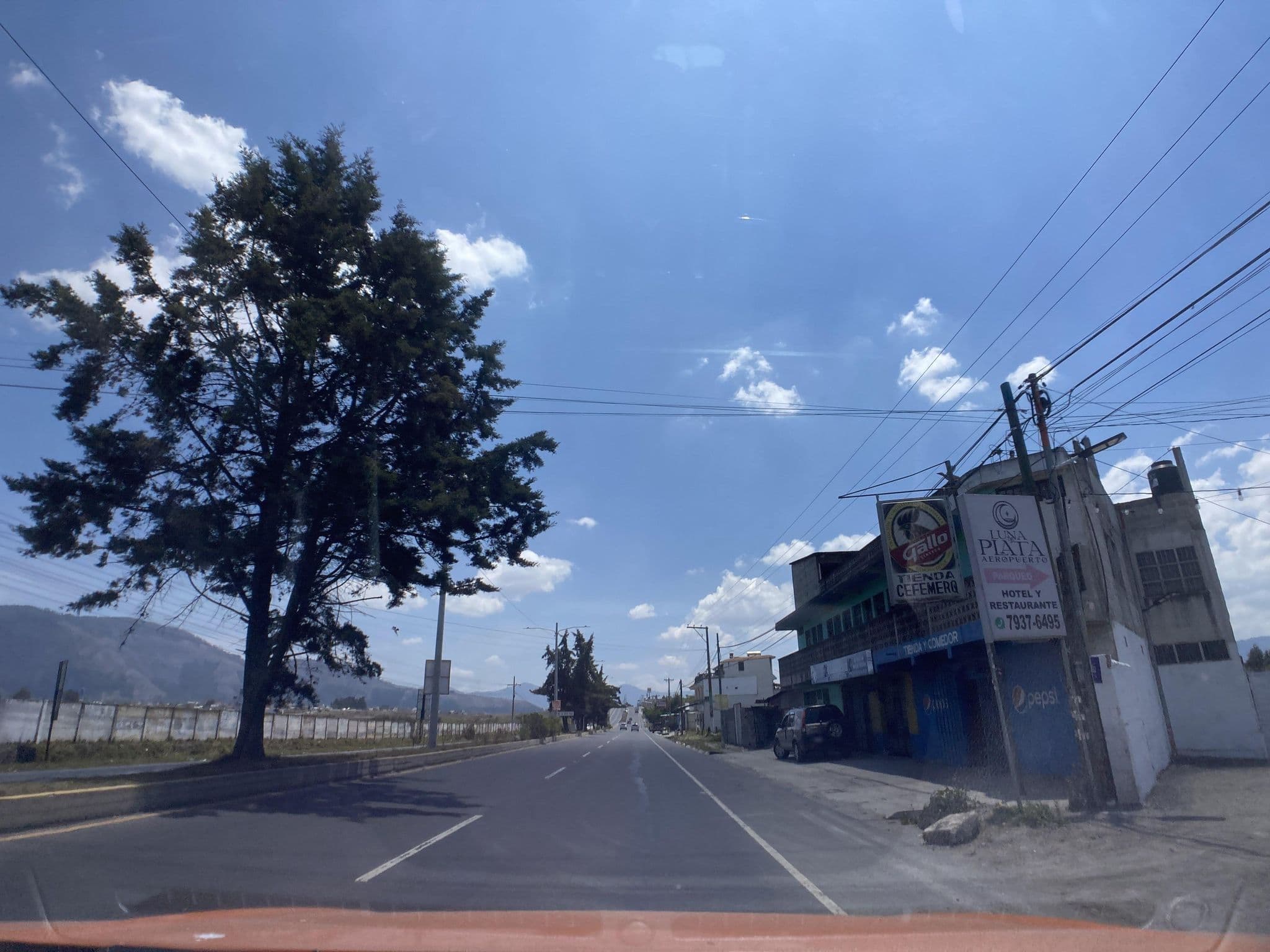 Street view near LUNA DE PLATA AEROPUERTO, Quetzaltenango — © jaas (CC BY-SA · Mapillary)