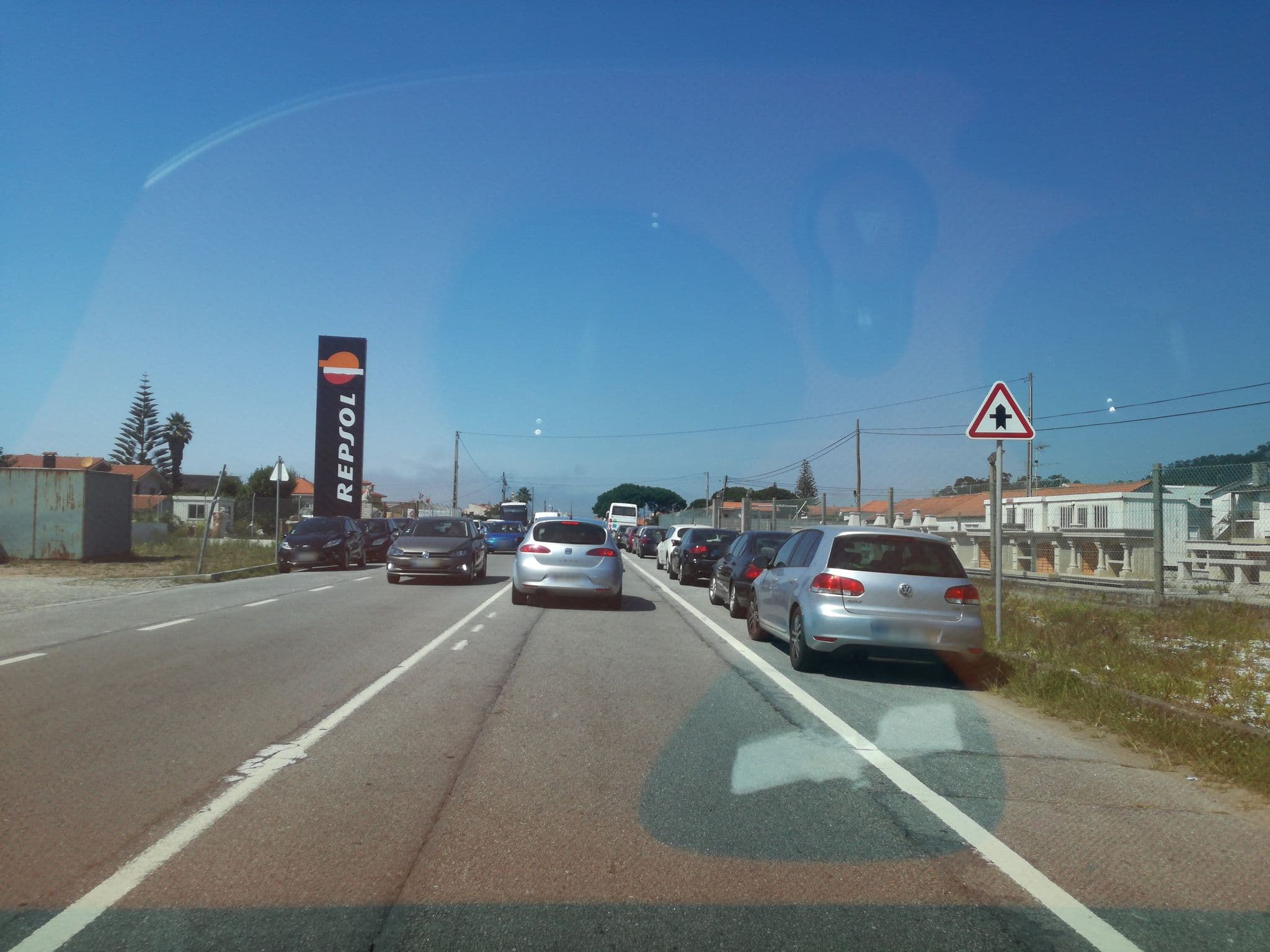 Street view near Marinhas Bed & Breakfast, Marinhas — © cyberlima (CC BY-SA · Mapillary)