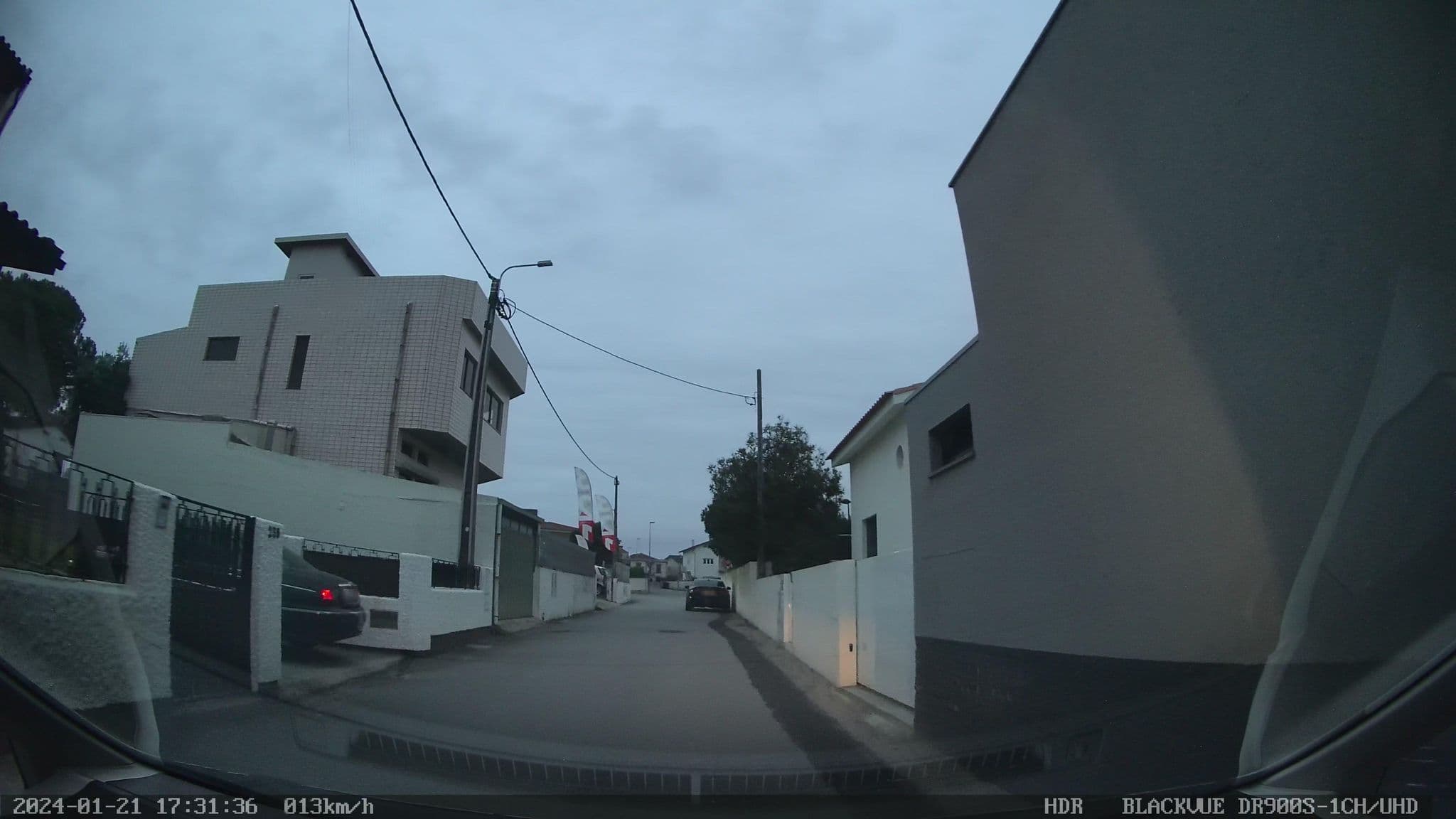 Street view near Hotel Torre Mar, Aver-o-Mar — © sanjorgepinho (CC BY-SA · Mapillary)