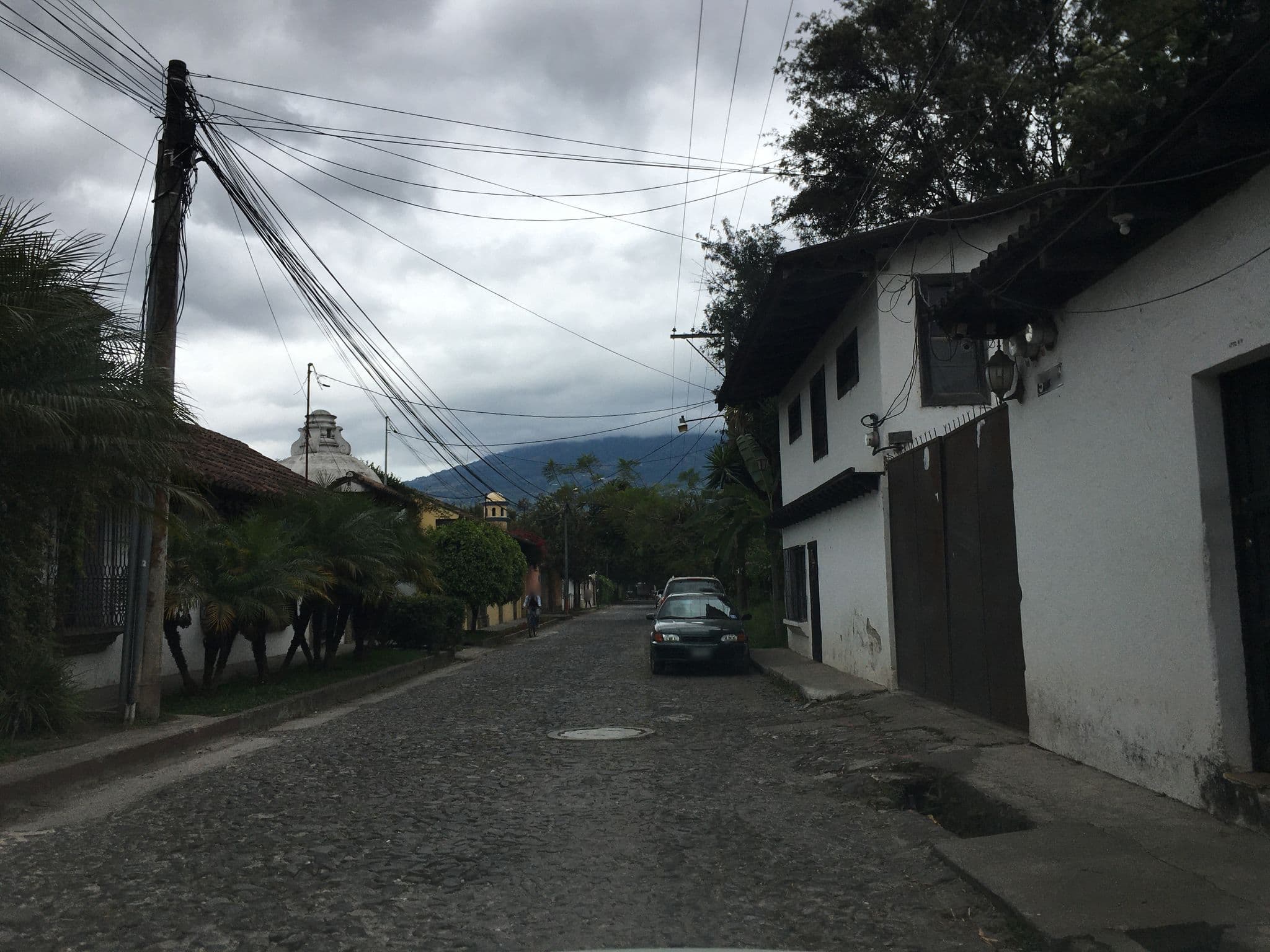 Street view near Hotel Boutique Nina, Antigua Guatemala — © jaas (CC BY-SA · Mapillary)