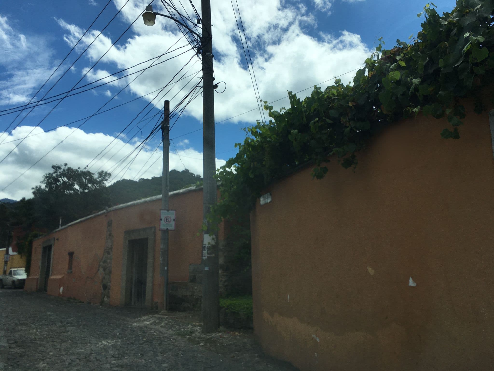 Street view near Hotel Virrey, Antigua Guatemala — © jaas (CC BY-SA · Mapillary)