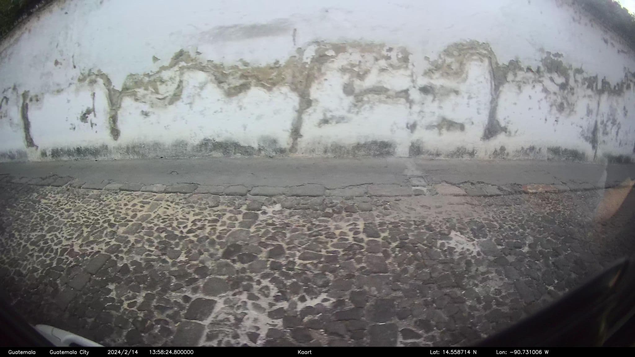 Street view near Mil Flores Luxury Design Hotel, Antigua Guatemala — © kaart_2 (CC BY-SA · Mapillary)