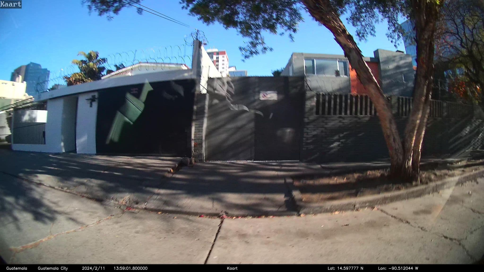 Street view near Hotel Casa Serena, Santa Catarina Pinula — © kaart_2 (CC BY-SA · Mapillary)