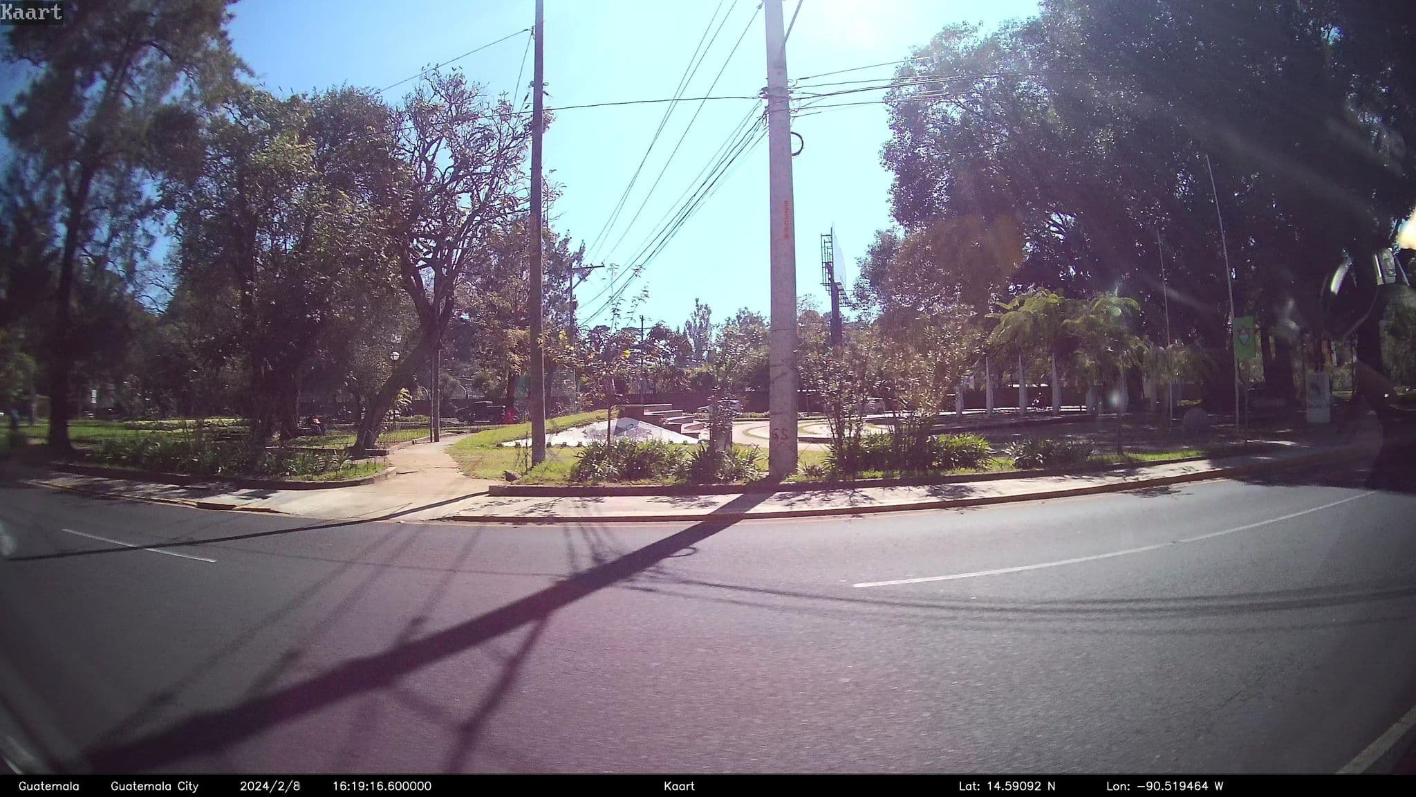 Street view near Suites Casa Blanca, Santa Catarina Pinula — © kaart_2 (CC BY-SA · Mapillary)